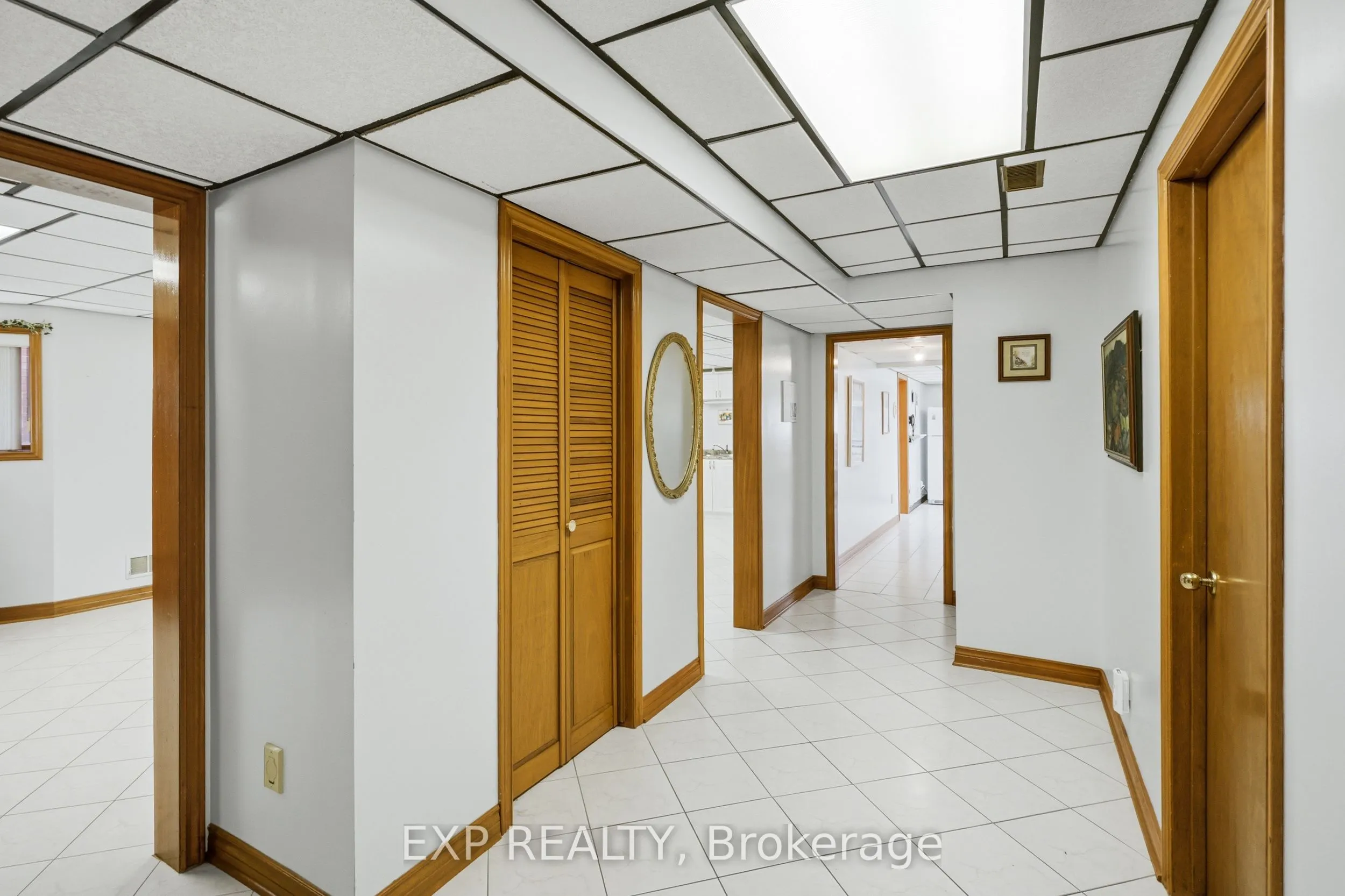 12 Fern Gate