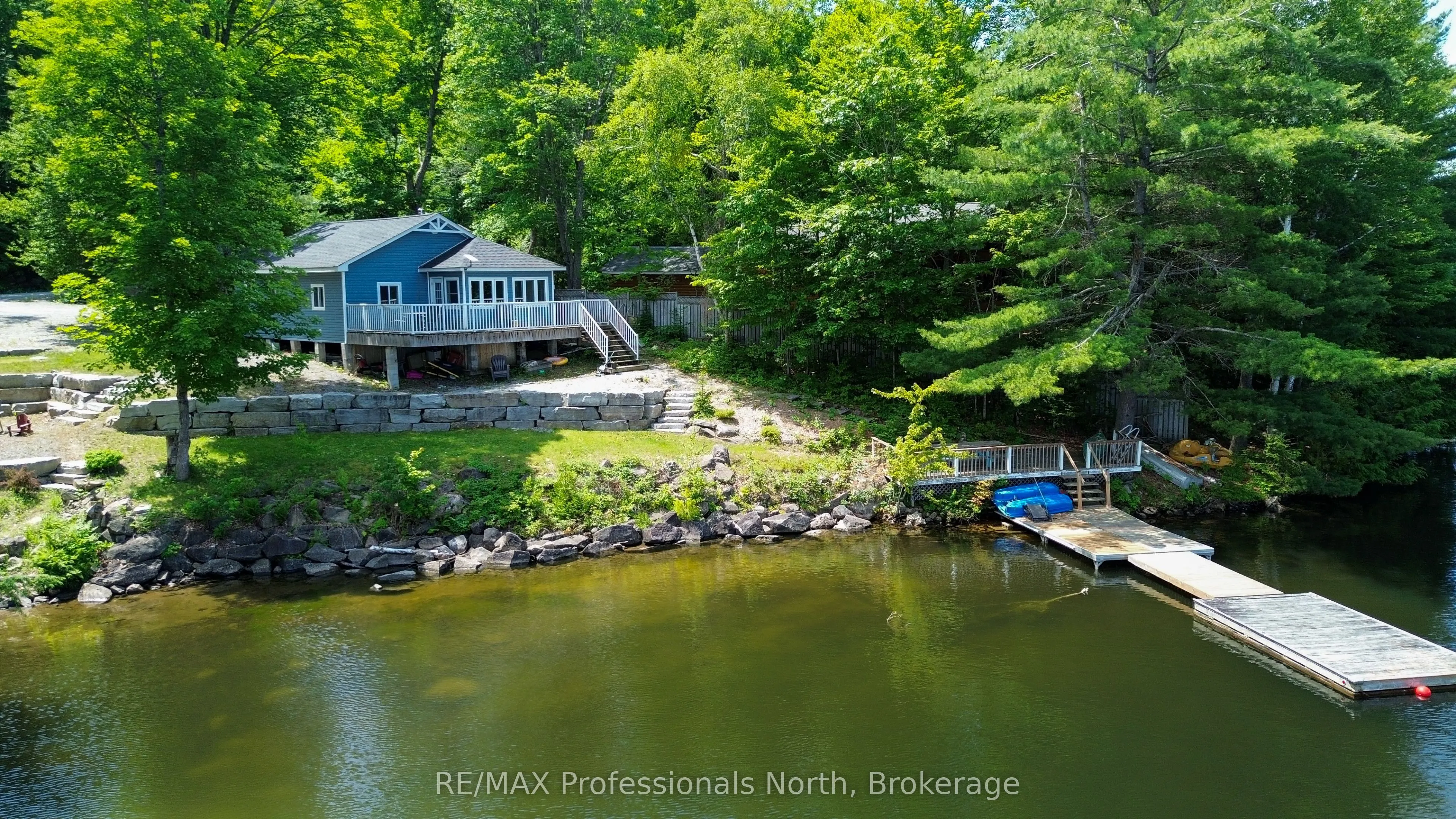 1129 Comak Crescent