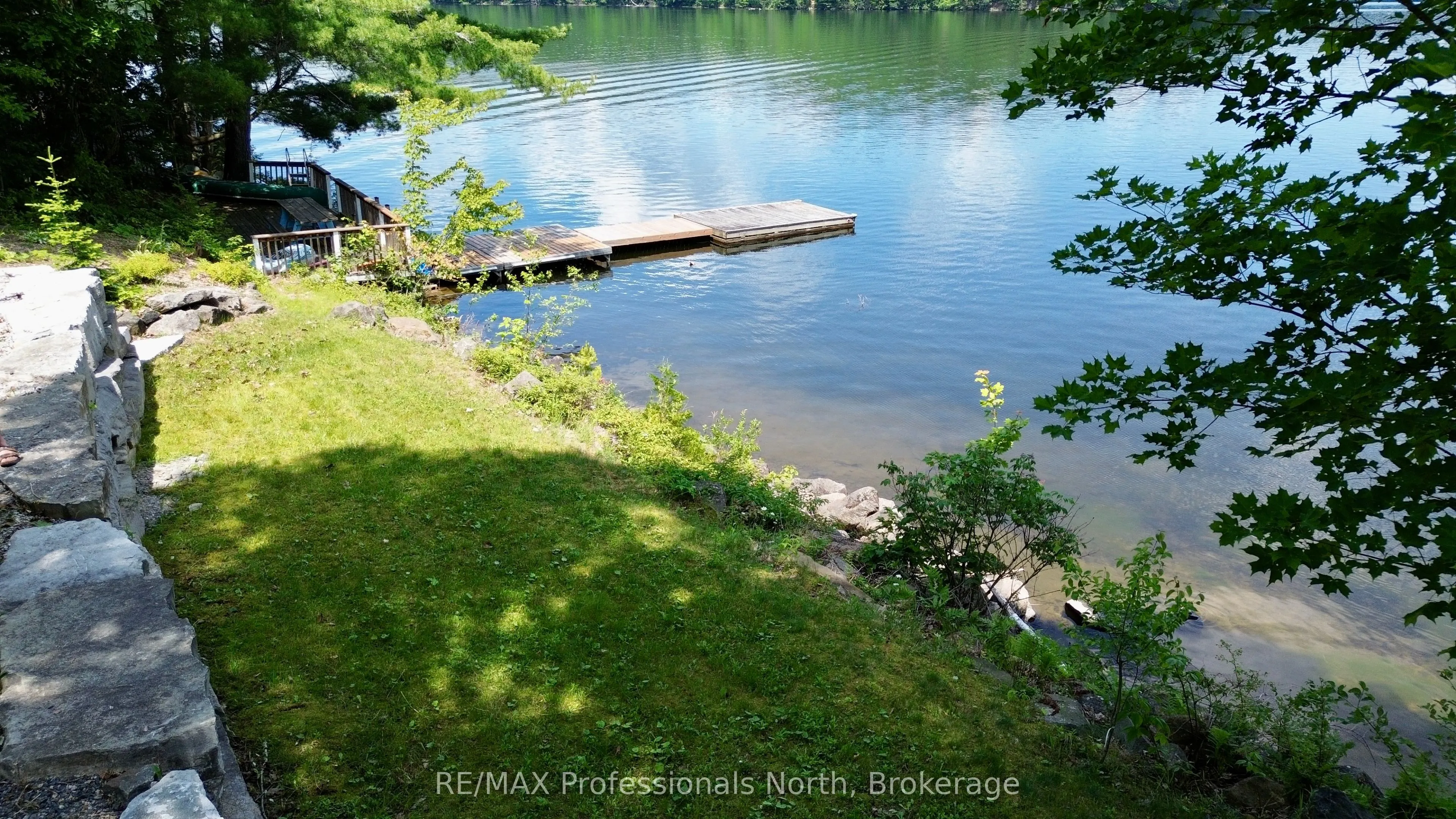 1129 Comak Crescent