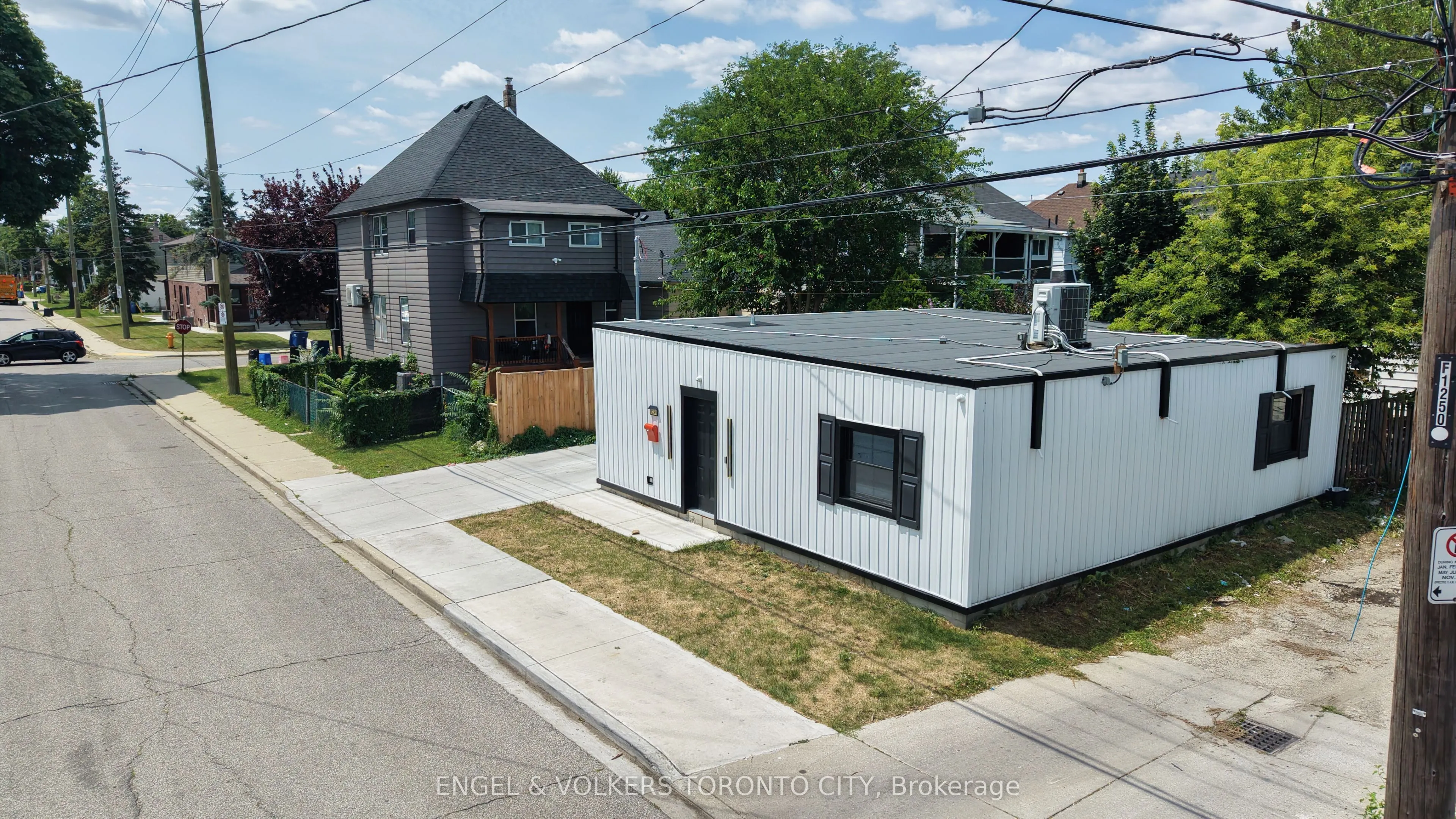 792 Pierre Avenue