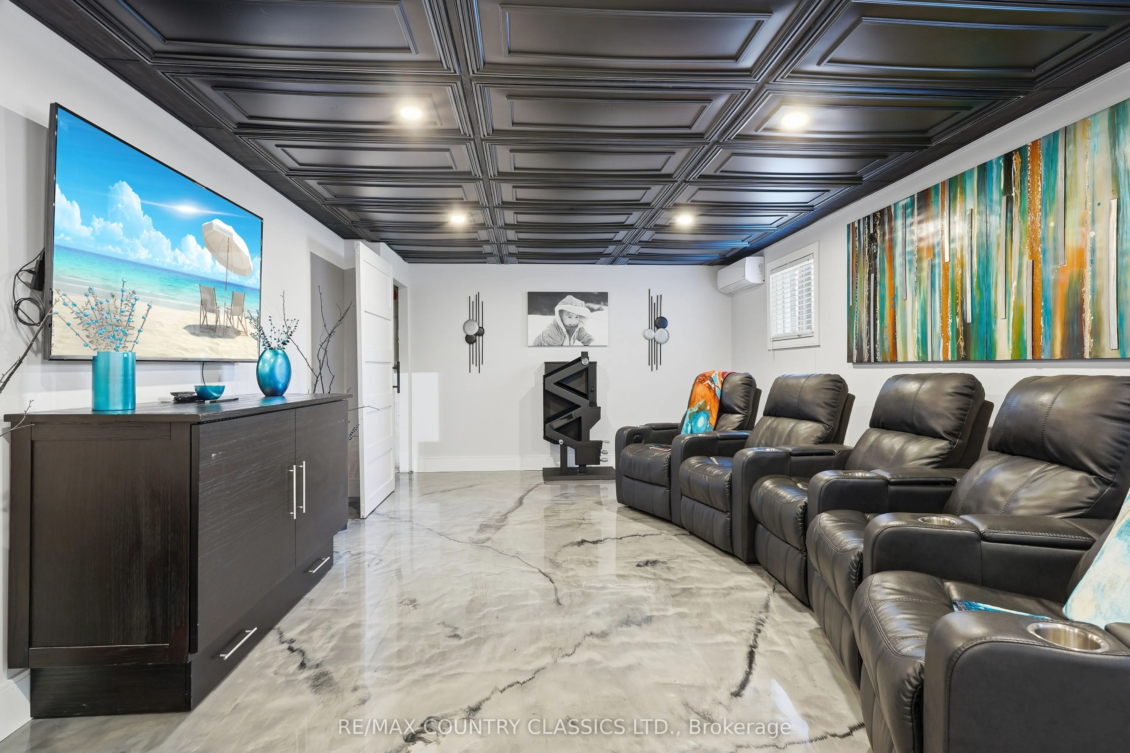 158 Bridge Street W
