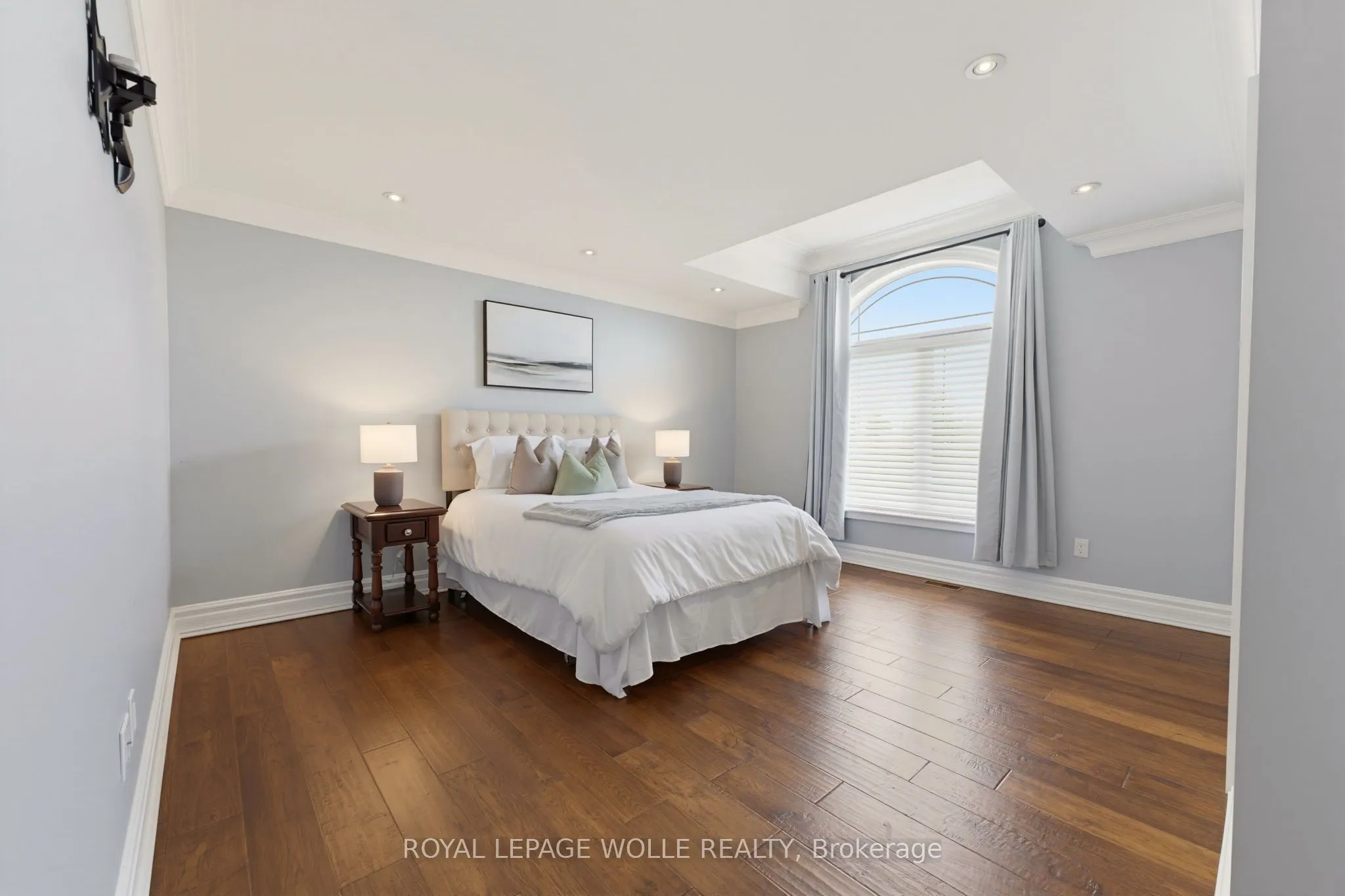 38 River Valley Drive