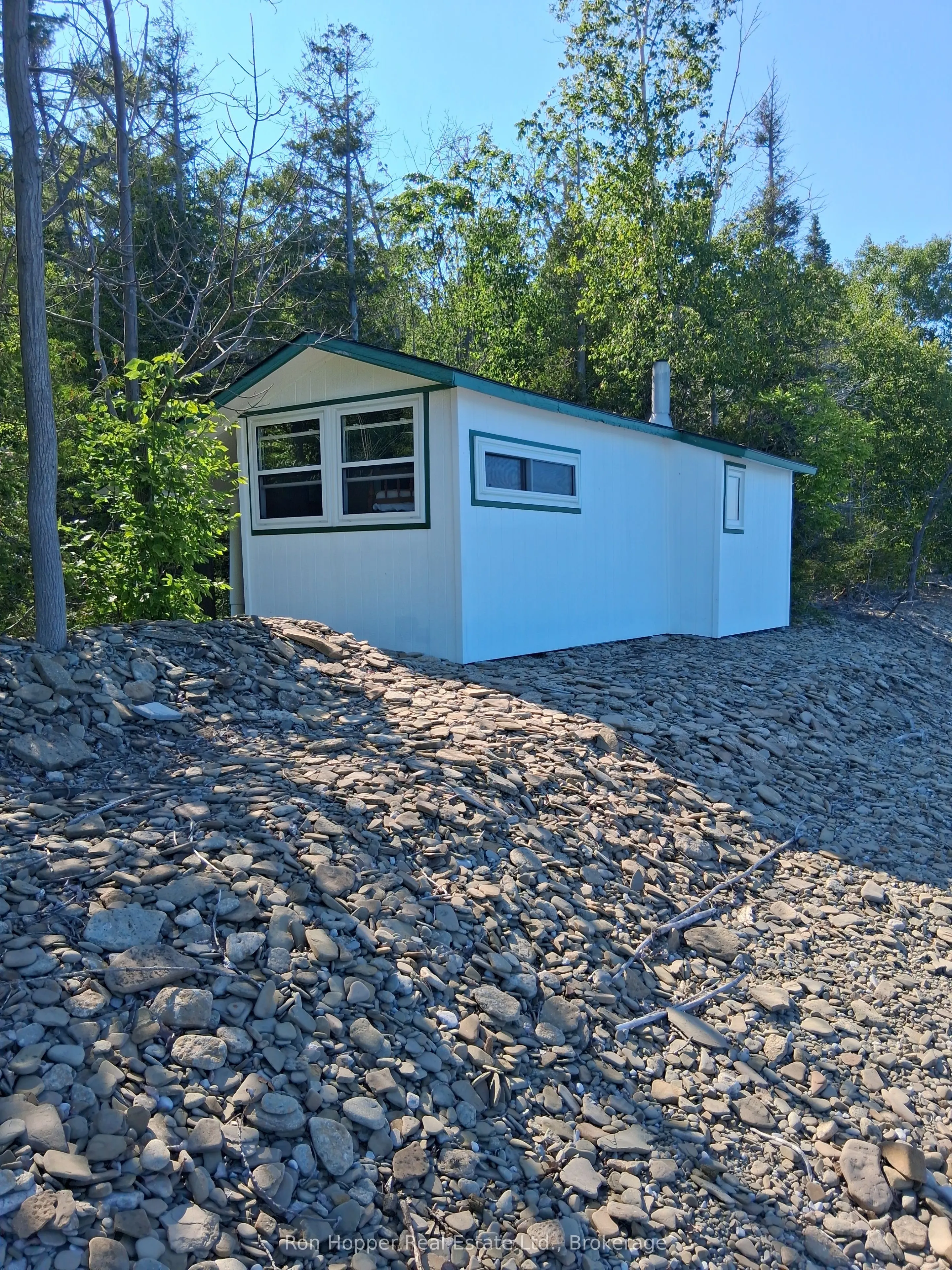 PLAN 552 LOT 52 GREY RD 1