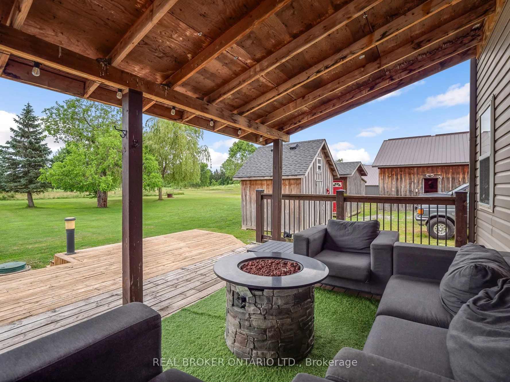 118 River Road