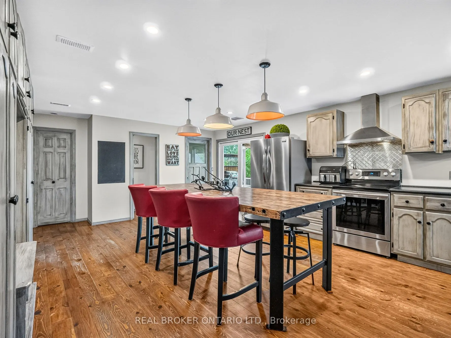 118 River Road