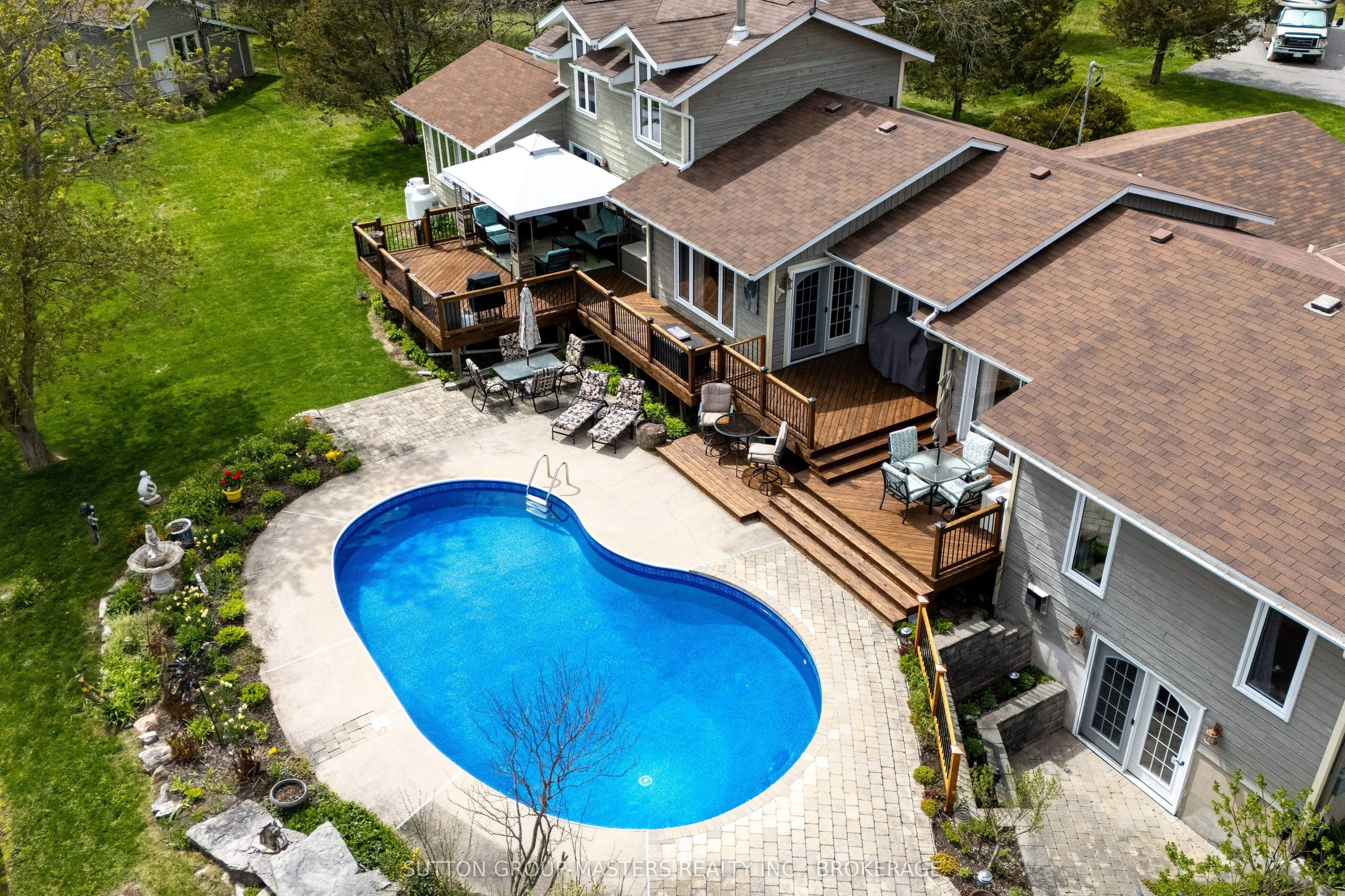 466 Colebrook Road