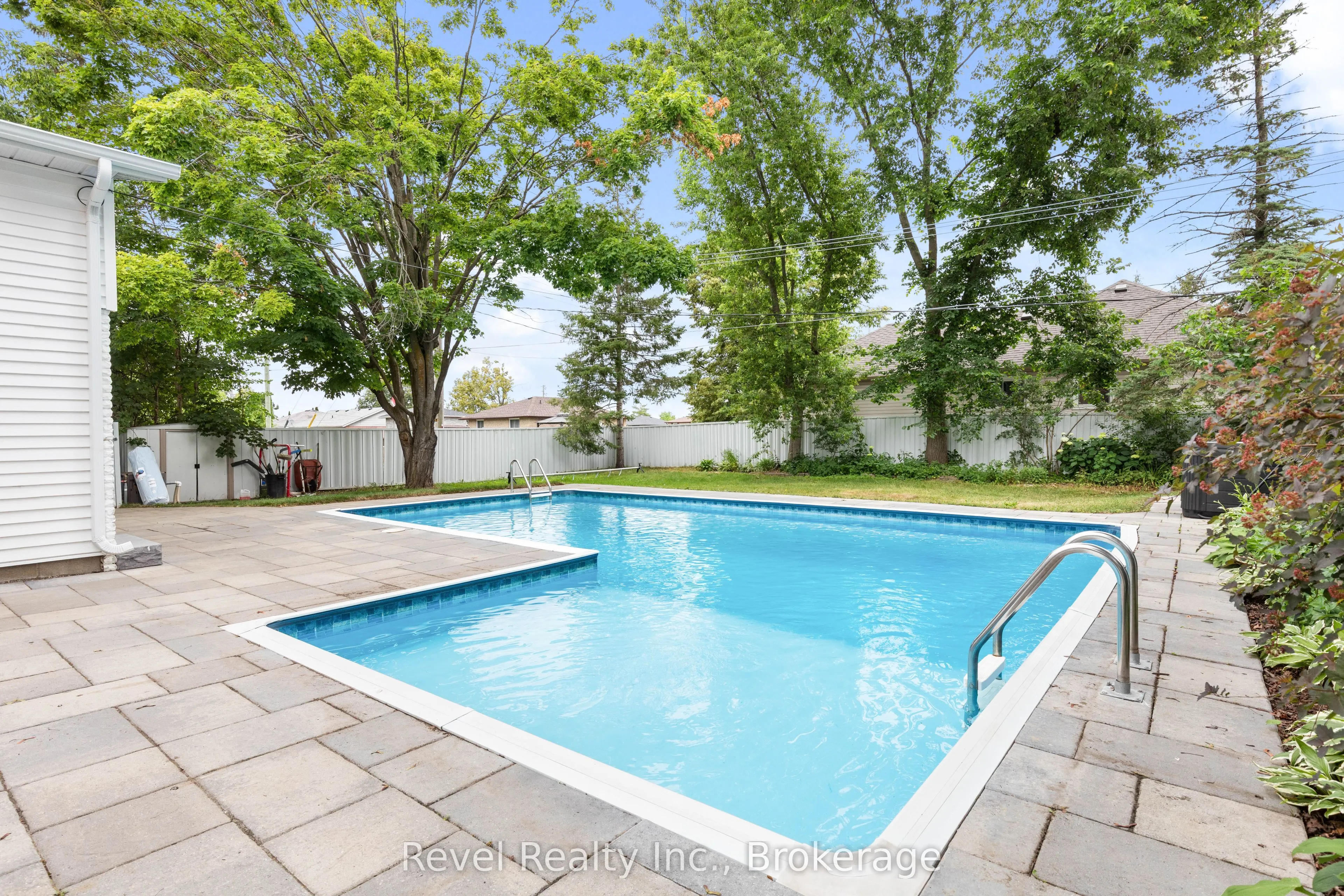 81 Sanderling Crescent