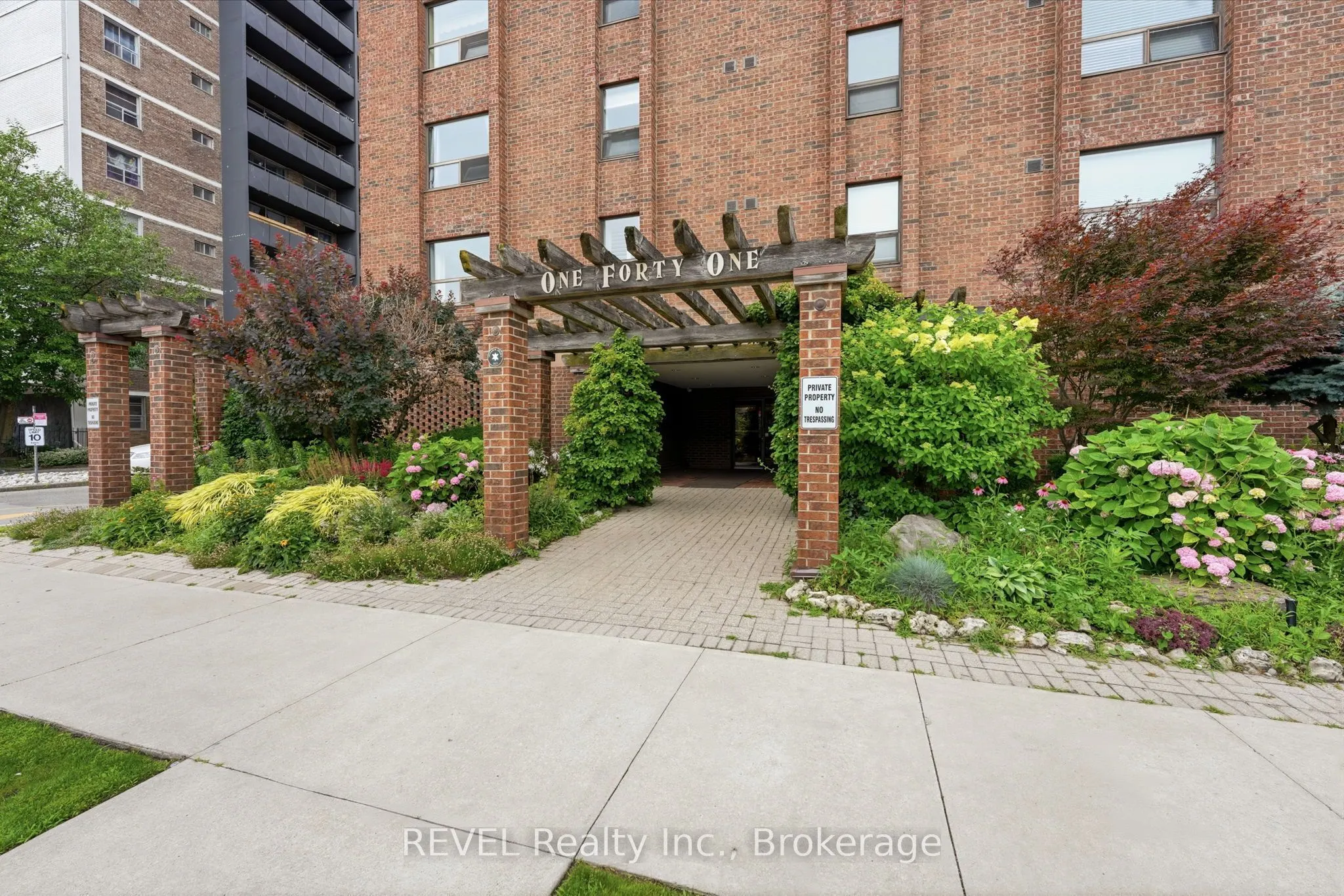 141 Church Street #201