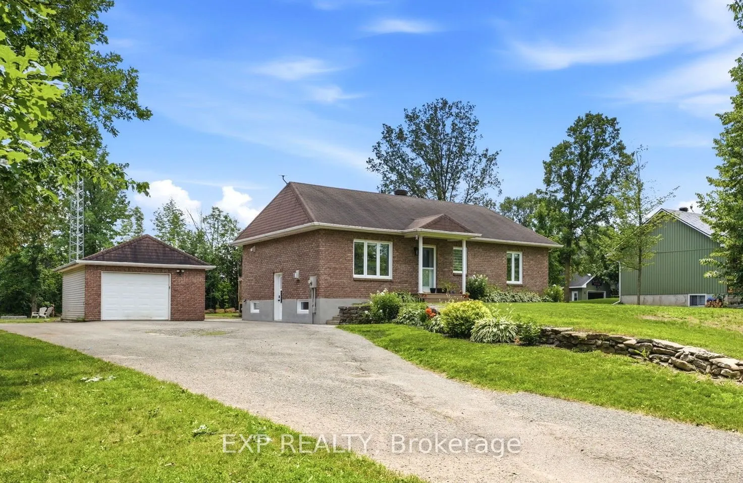 15302 Concession 8 & 9 Road