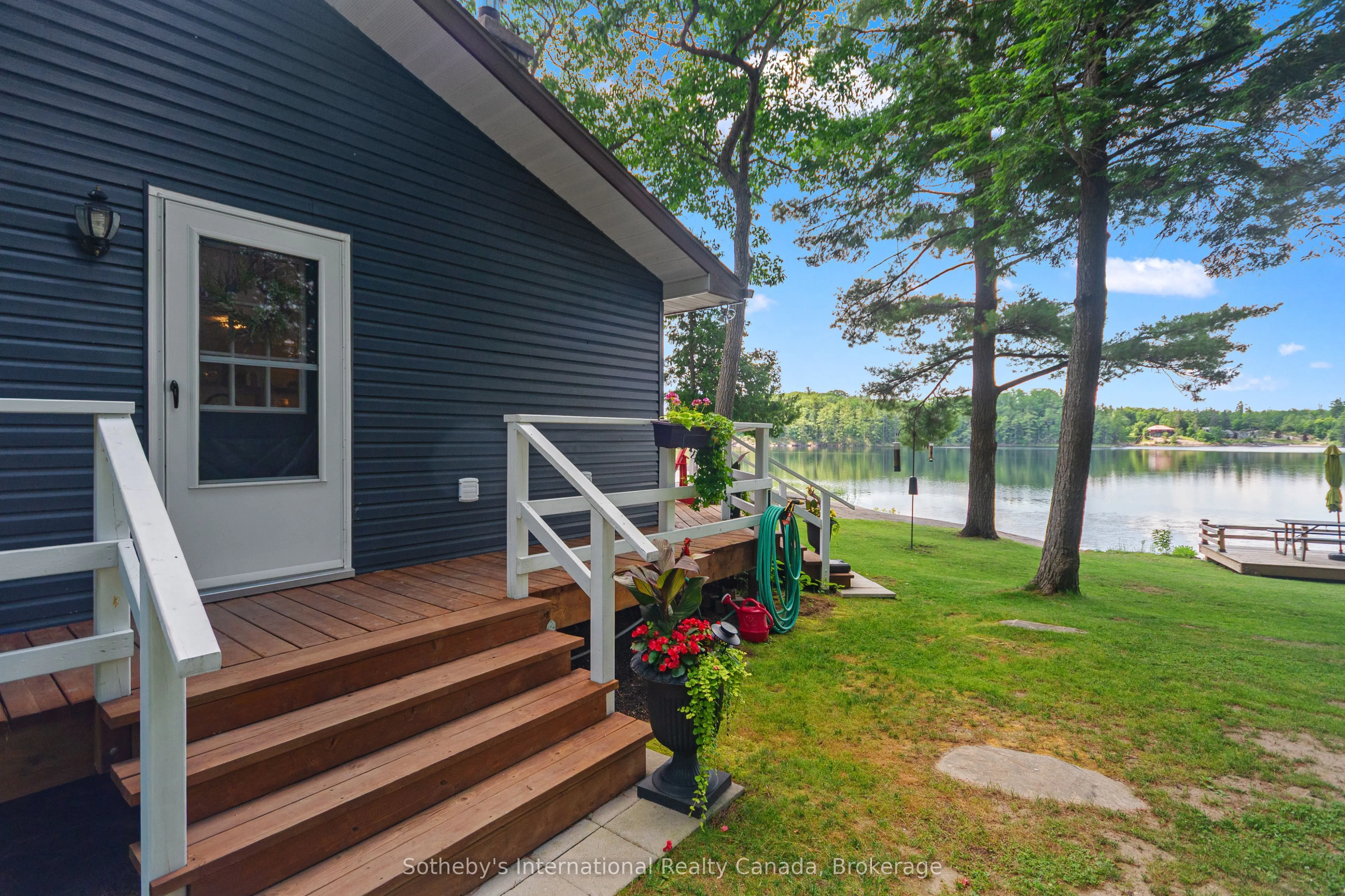 834 Eastshore Road