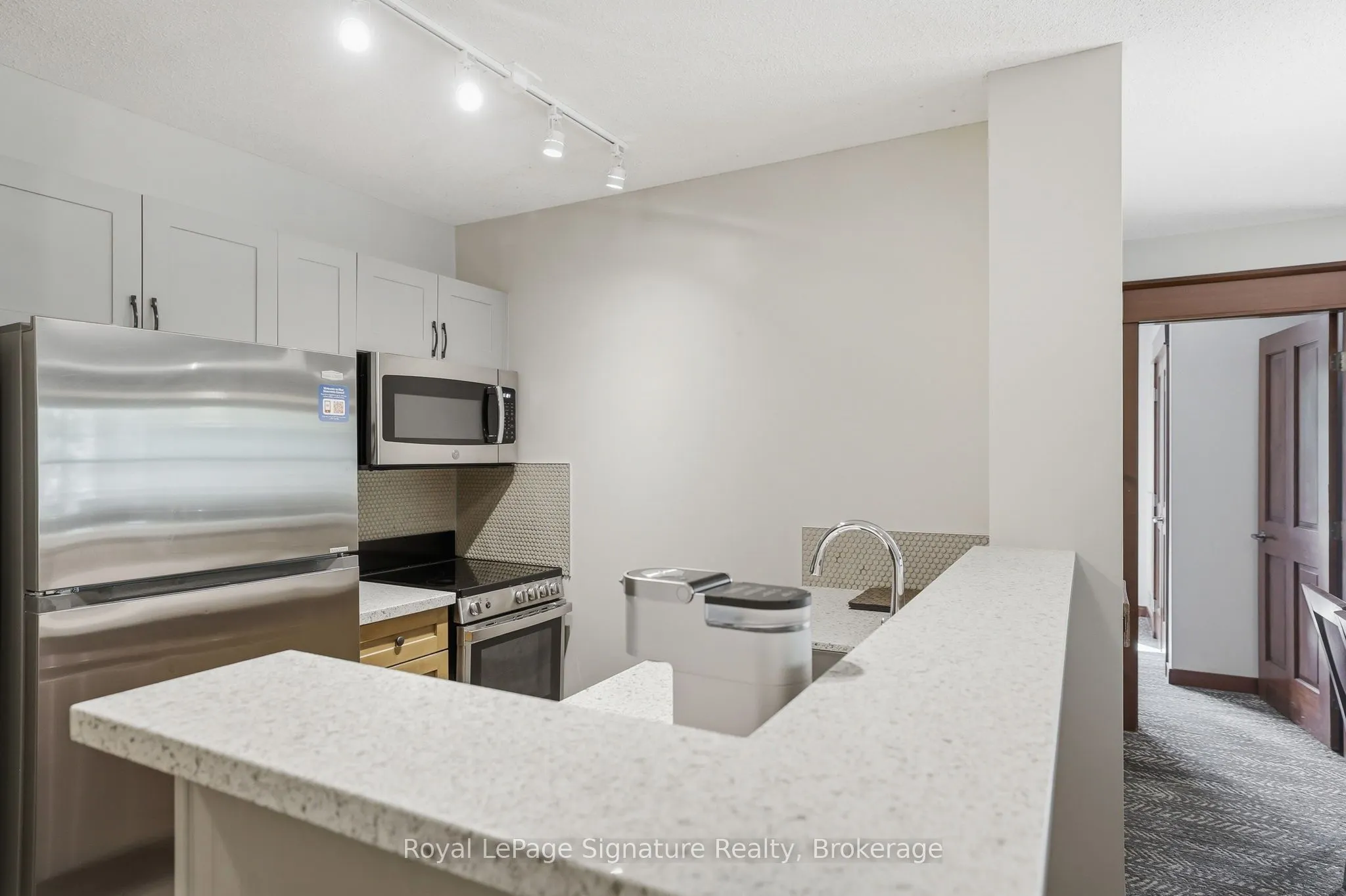 152 Jozo Weider Boulevard #201
