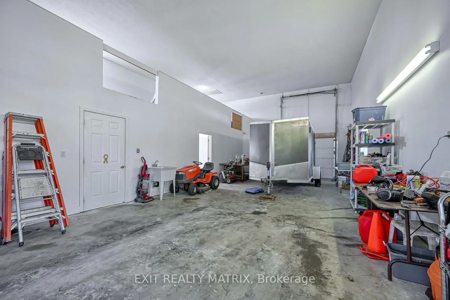 2573 Mitchell Street