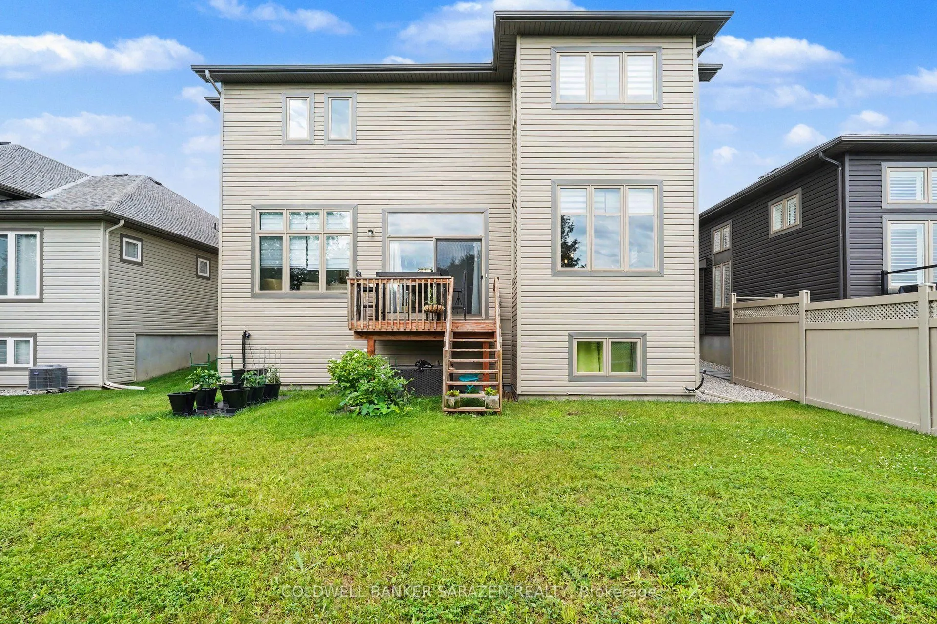 196 BLACKHORSE Drive