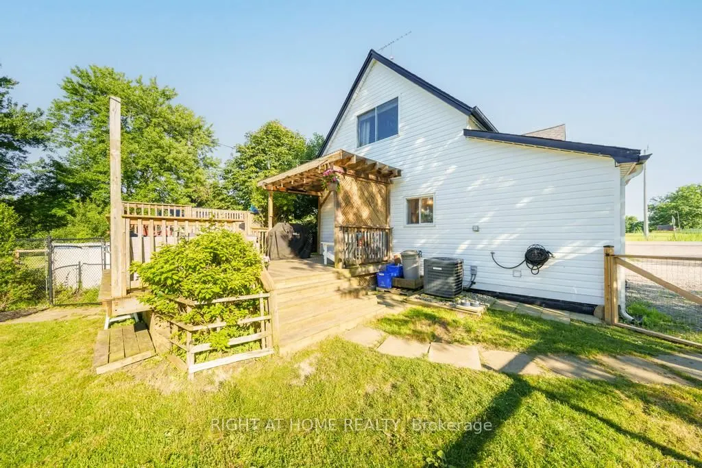 9535 Regional Rd 9 Road