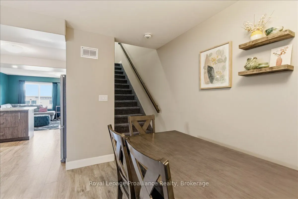 31 Dewal Place