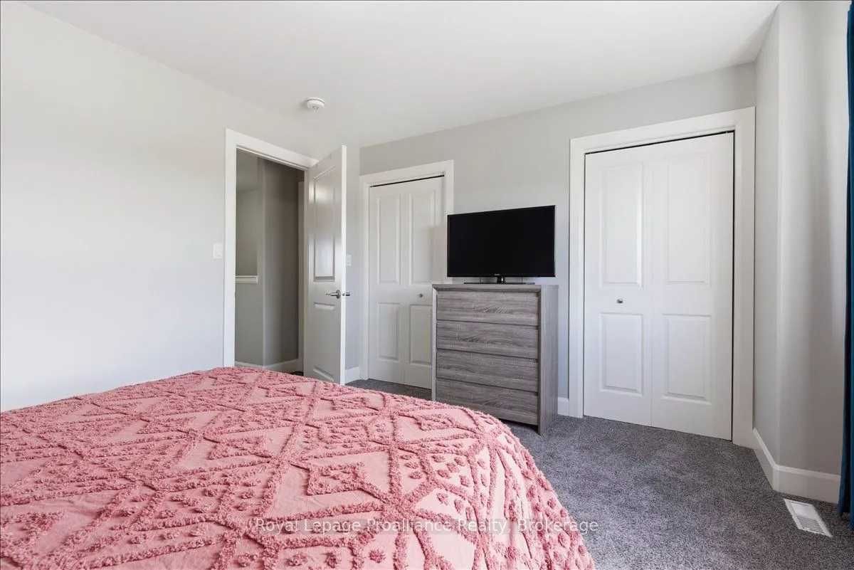 31 Dewal Place