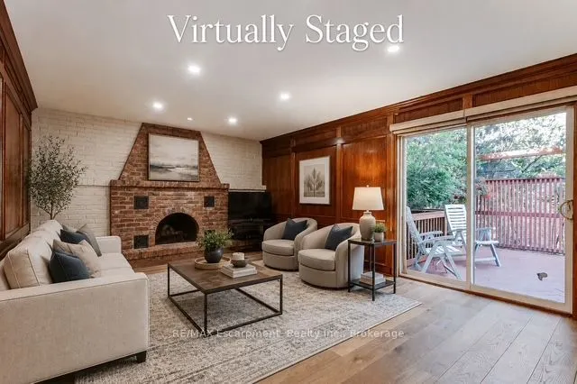 215 Briar Hill Crescent