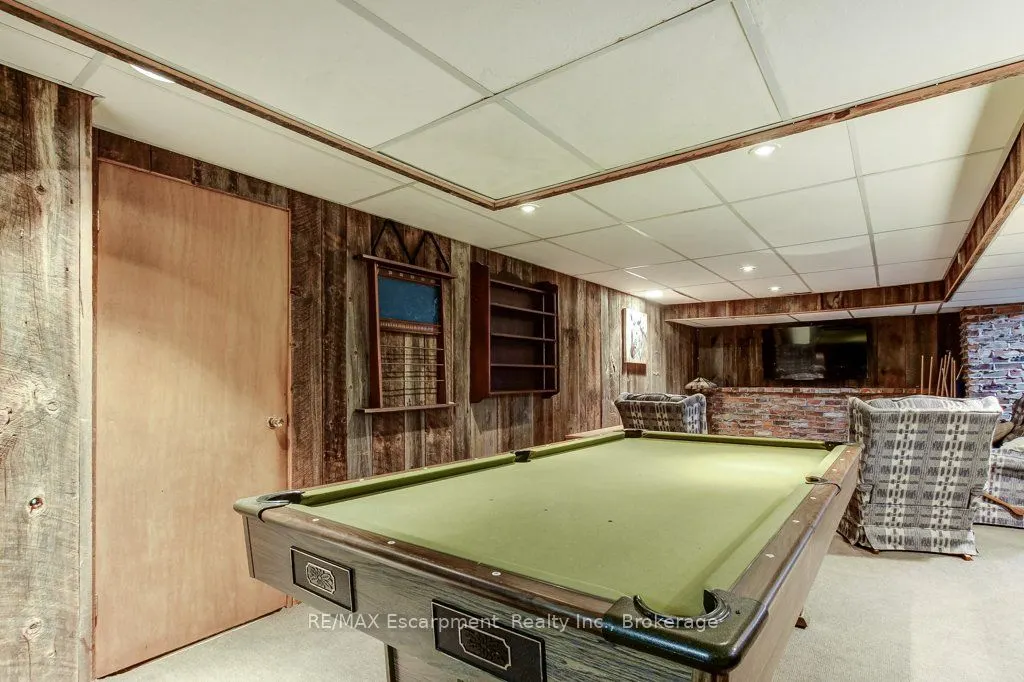 215 Briar Hill Crescent