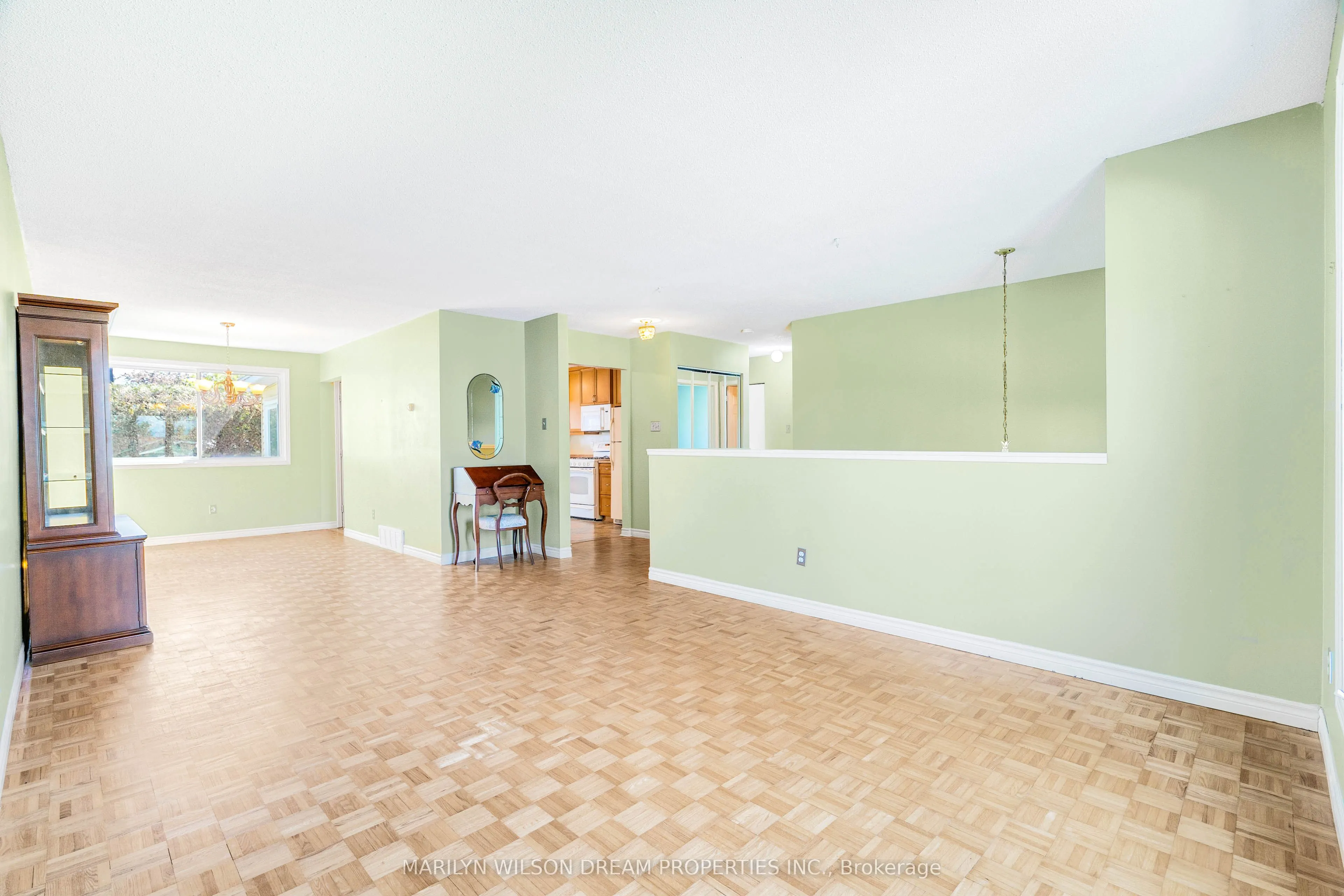 20 Coolbrook Crescent