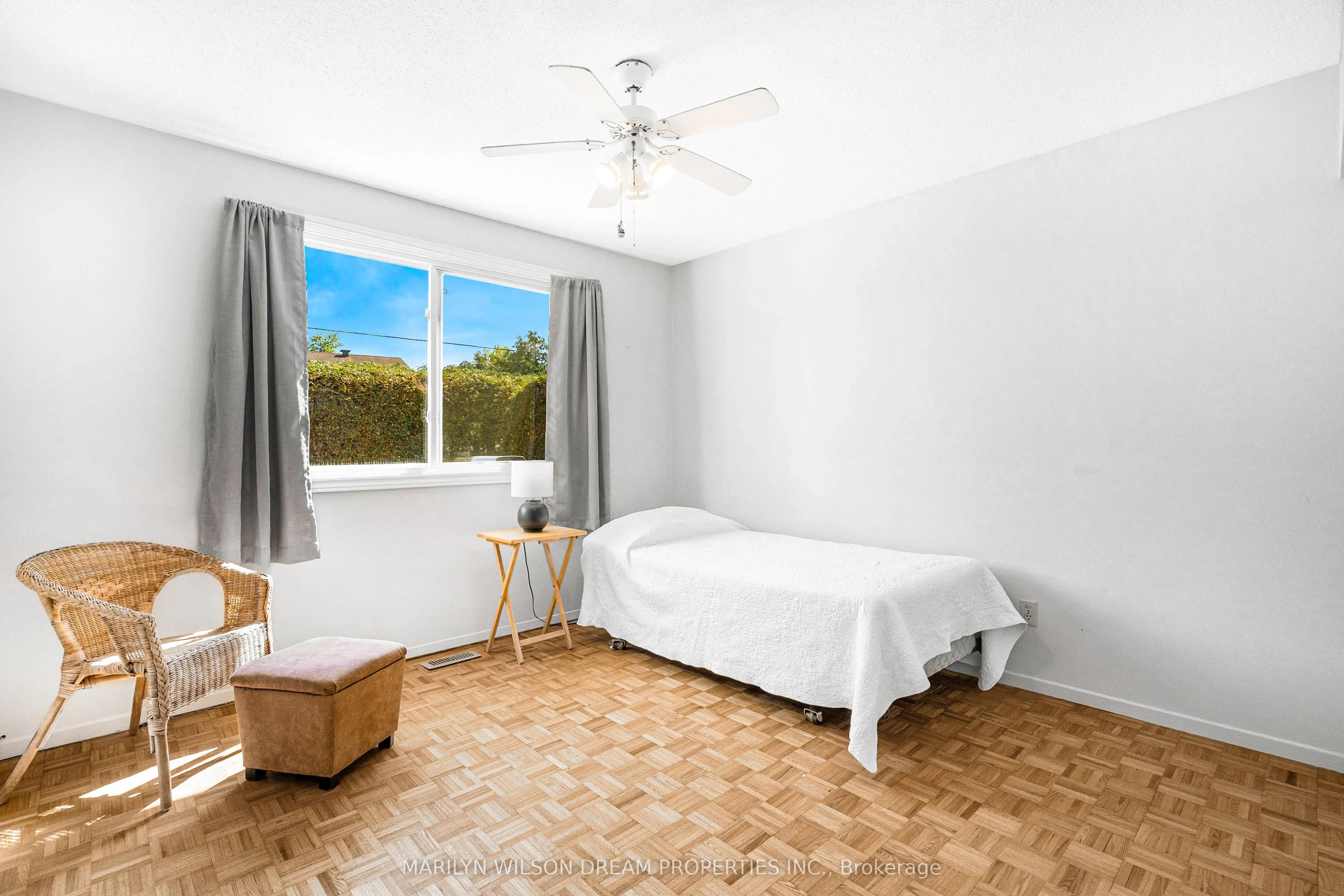 20 Coolbrook Crescent
