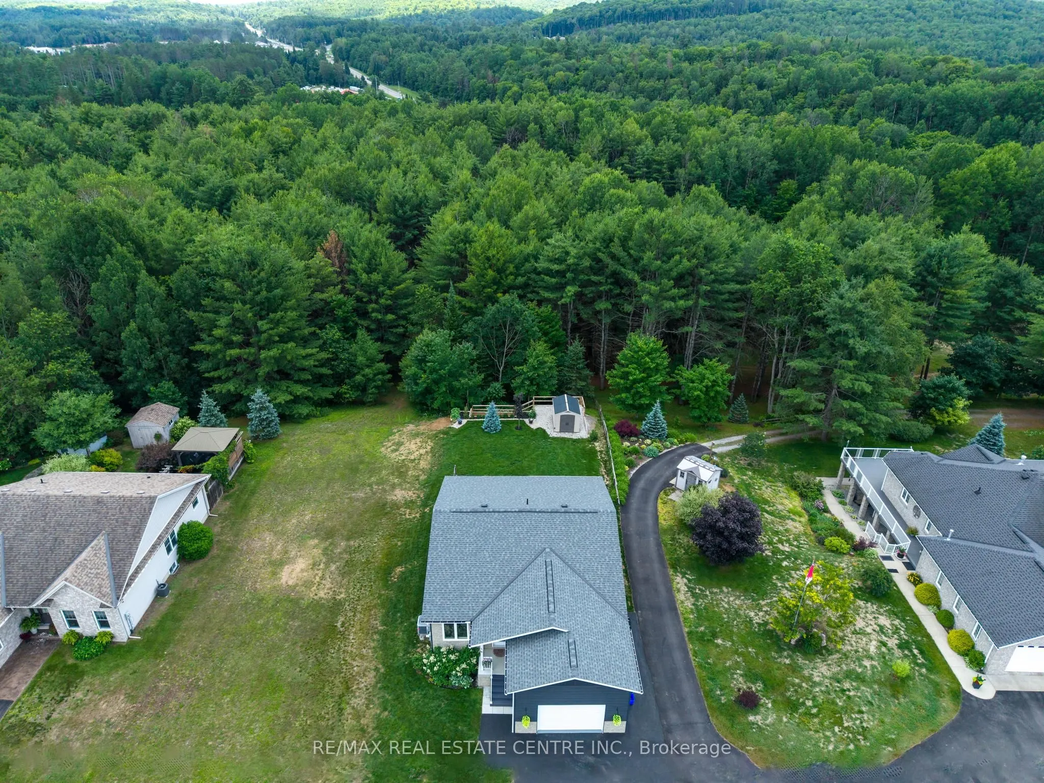 16 Williams Drive