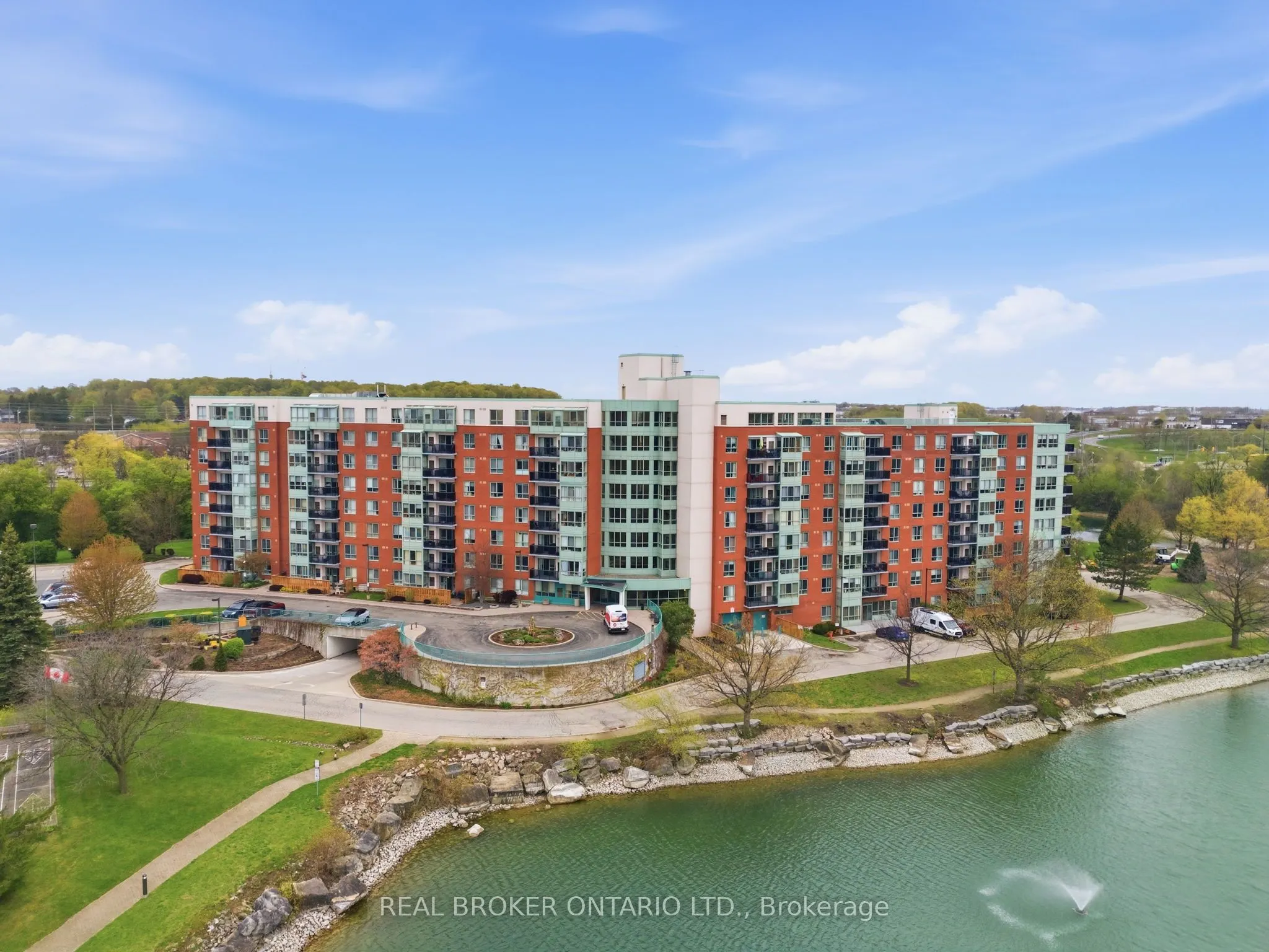 30 Blue Springs Drive #215