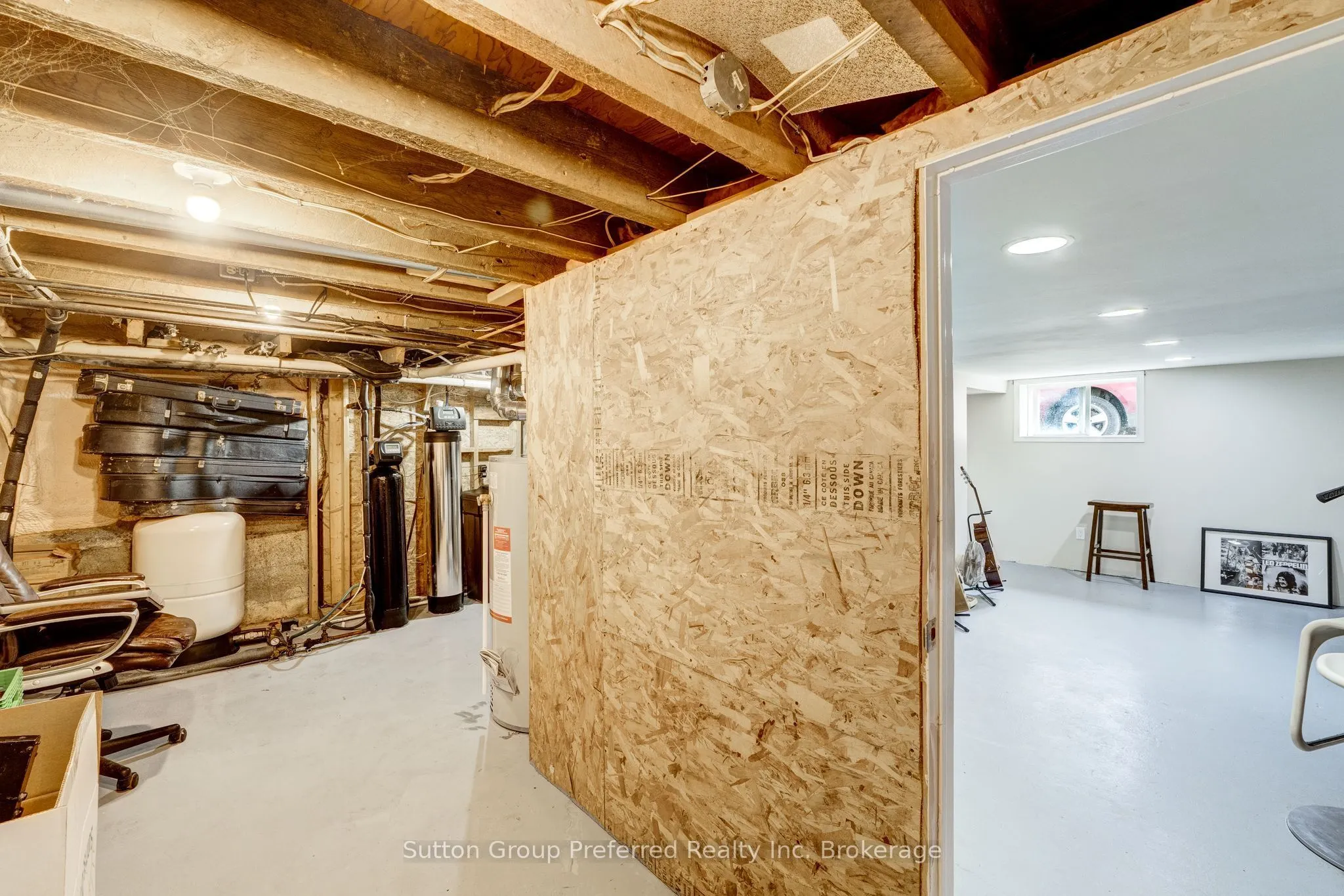 685744 Main Street