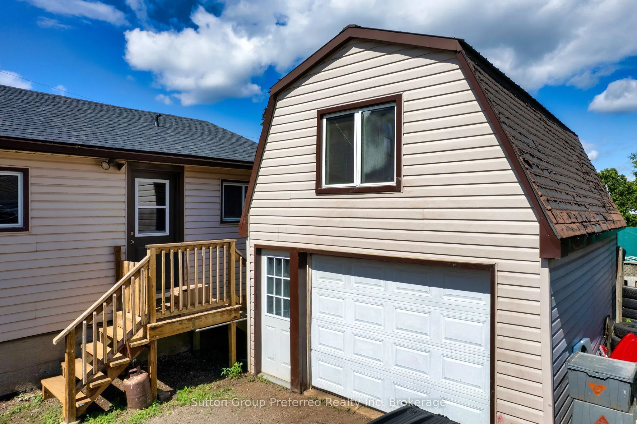 685744 Main Street