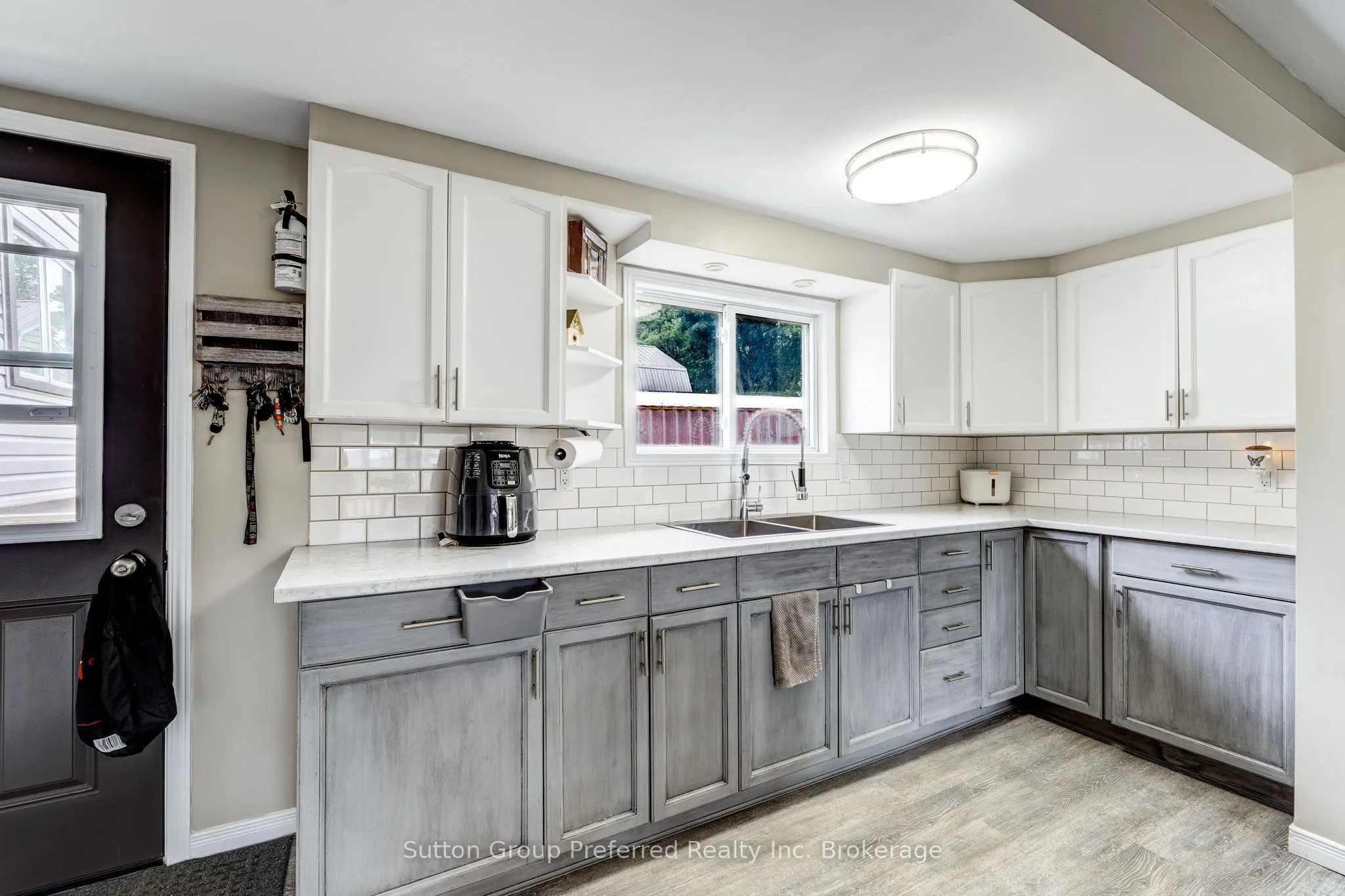 685744 Main Street