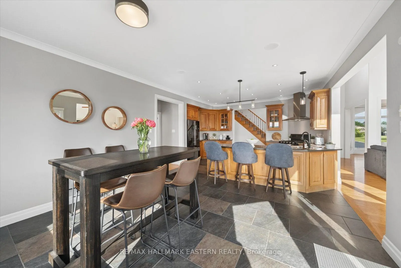 2112 Truman Drive