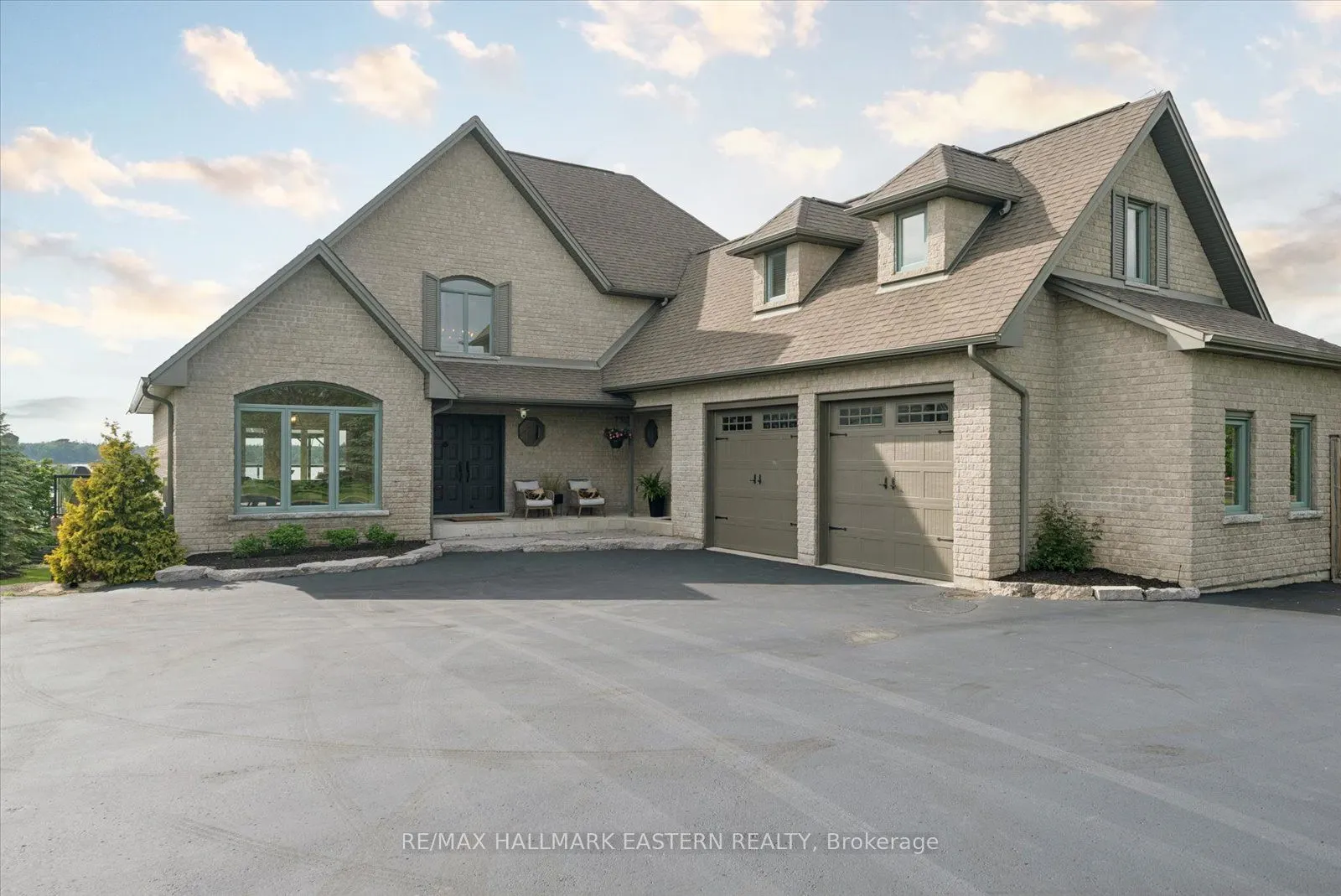 2112 Truman Drive