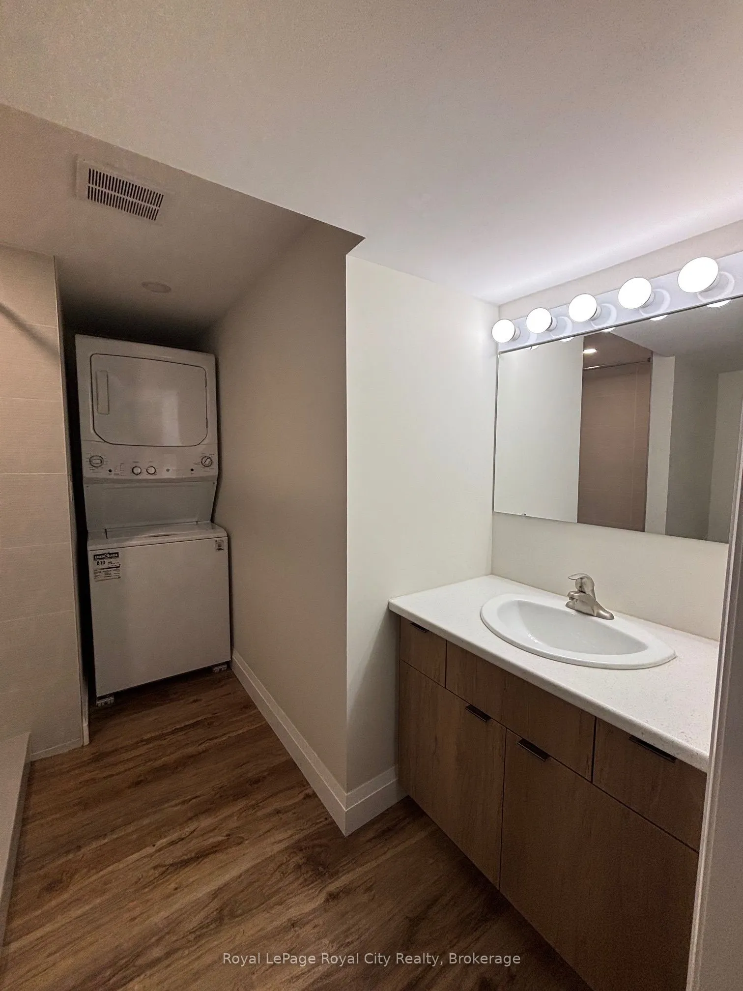 115 Speedvale Avenue W #Basement
