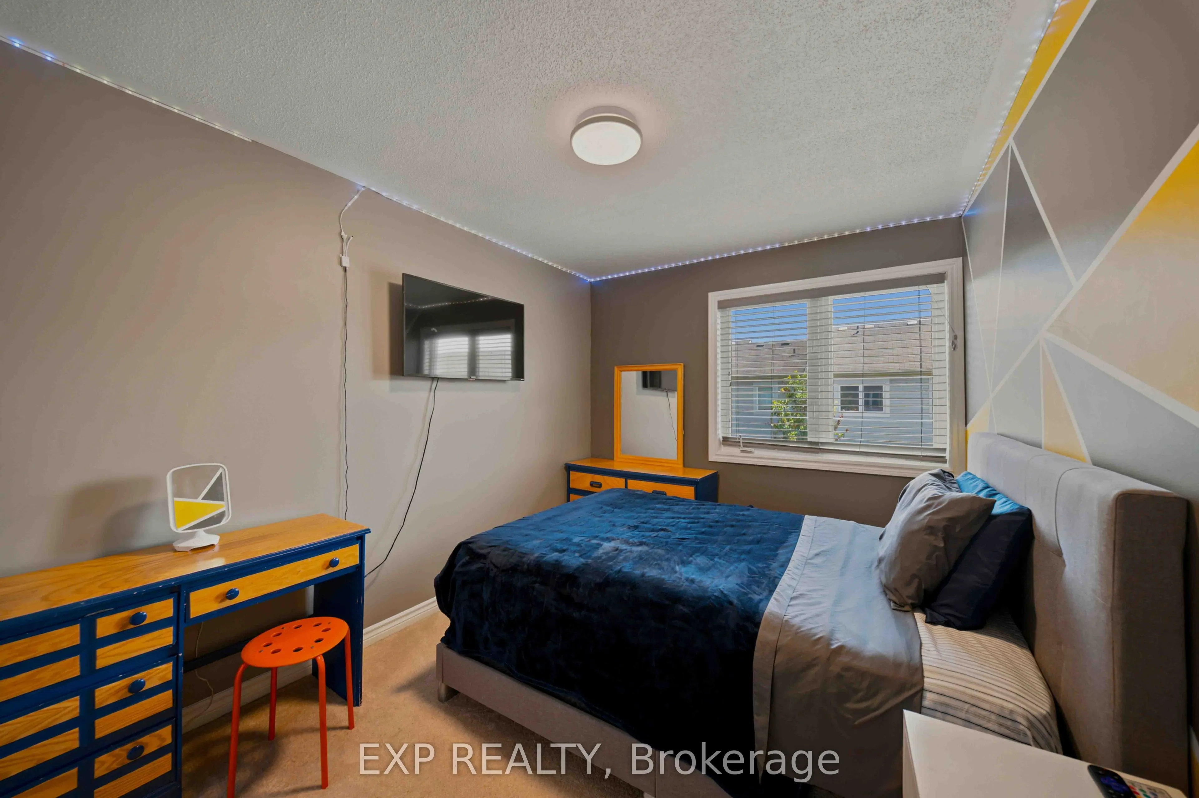 3108 Burritts Rapids Place