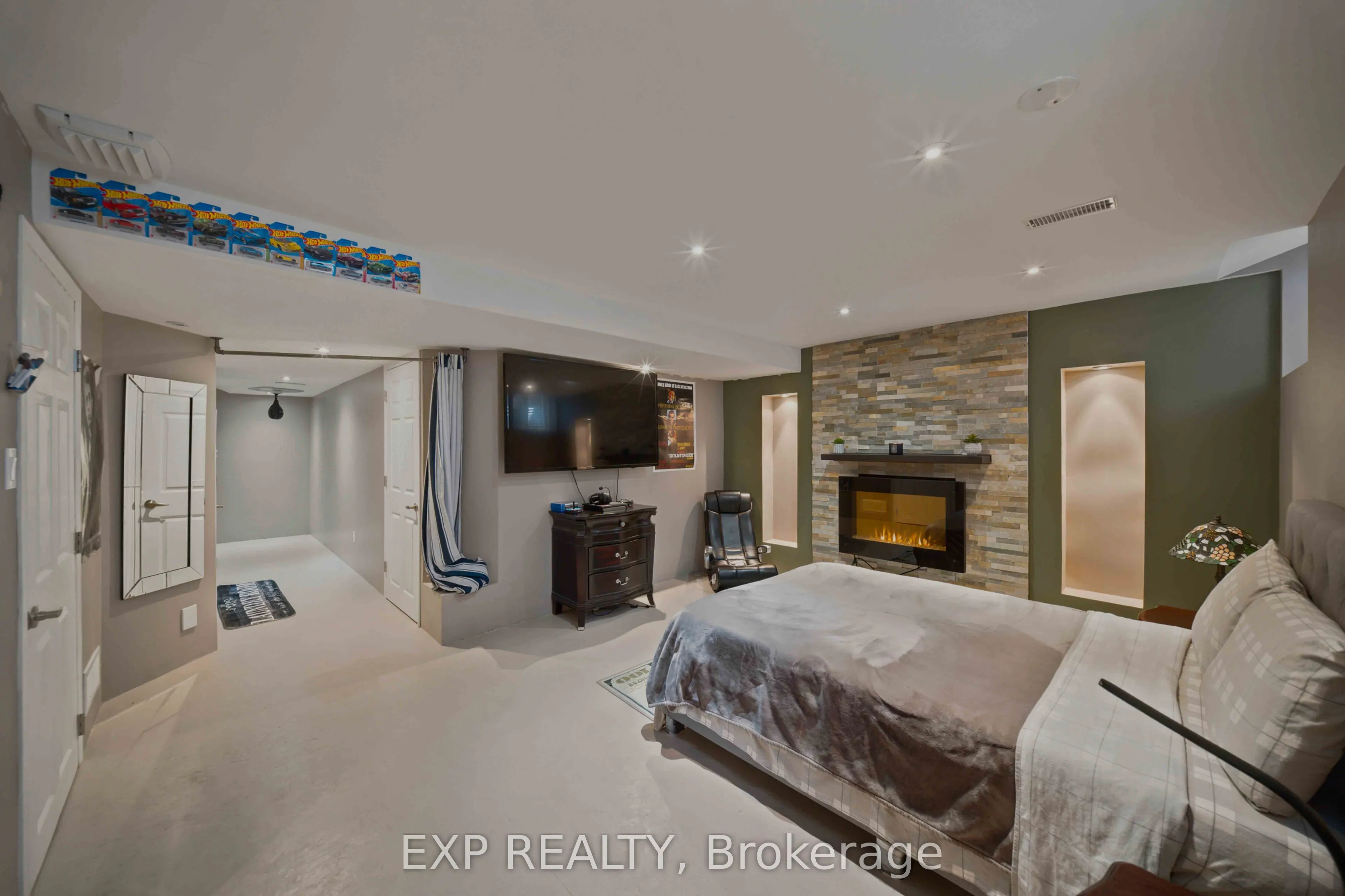 3108 Burritts Rapids Place