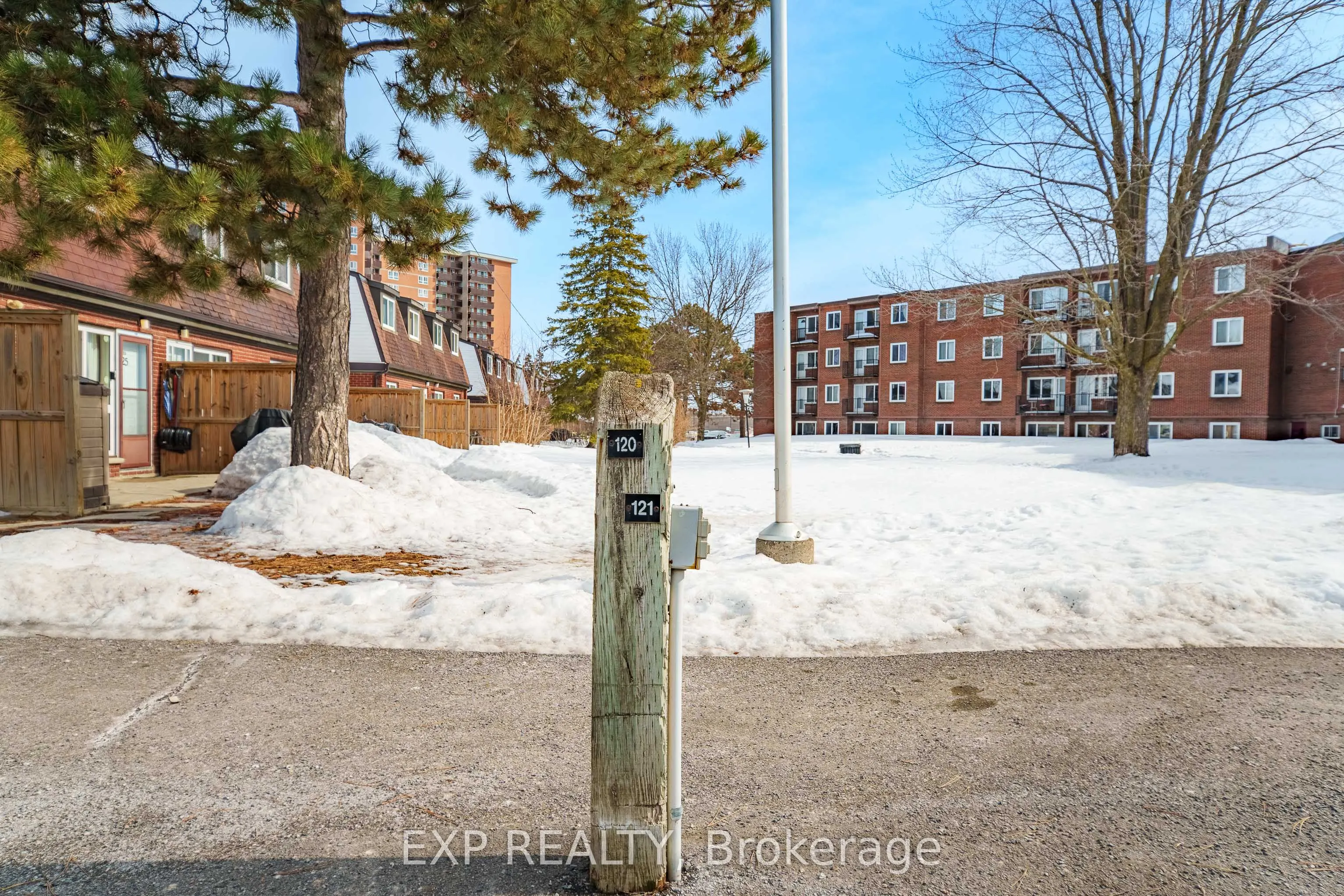 2080 Ogilvie Road #11K