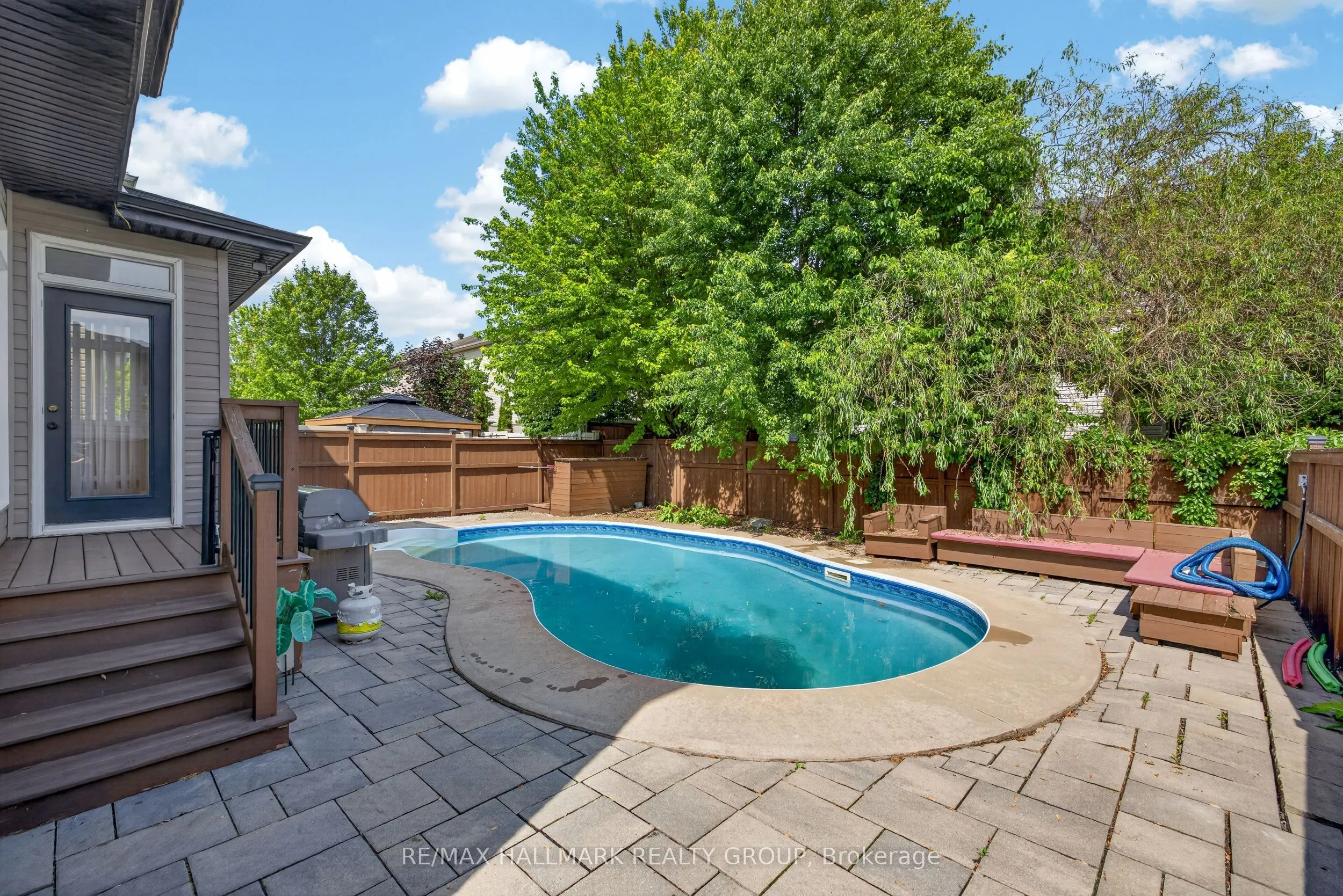 520 Mazari Crescent