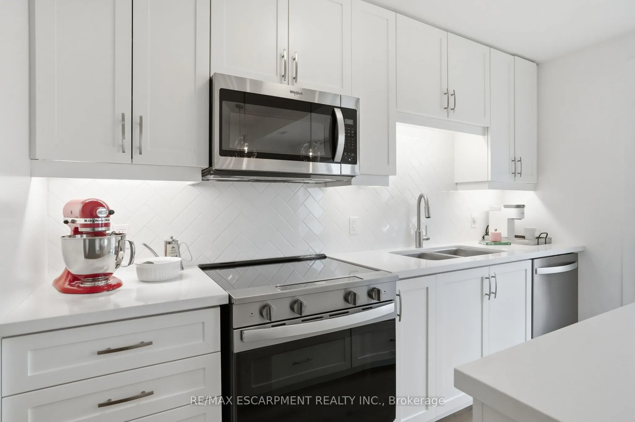 245 Burke Street #29
