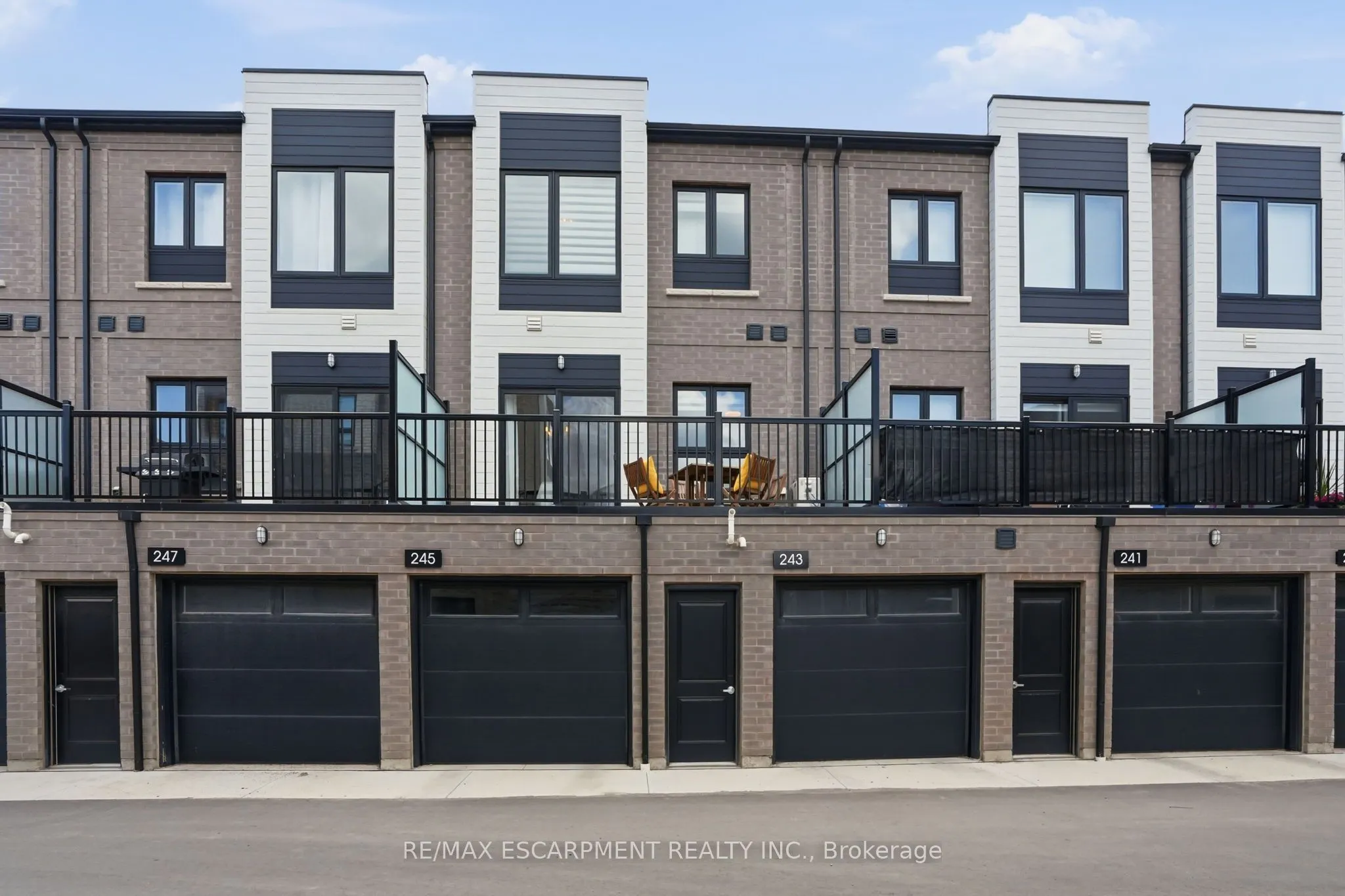 245 Burke Street #29