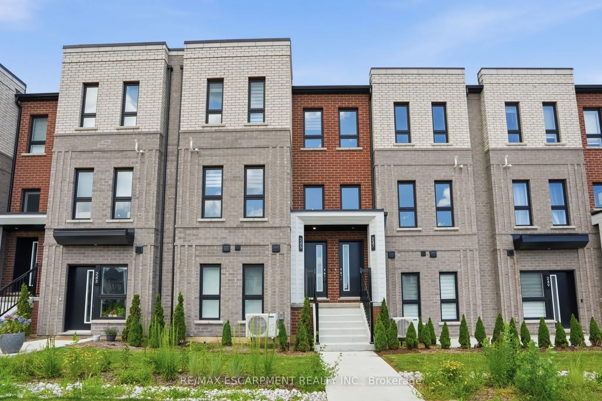 245 Burke Street #29