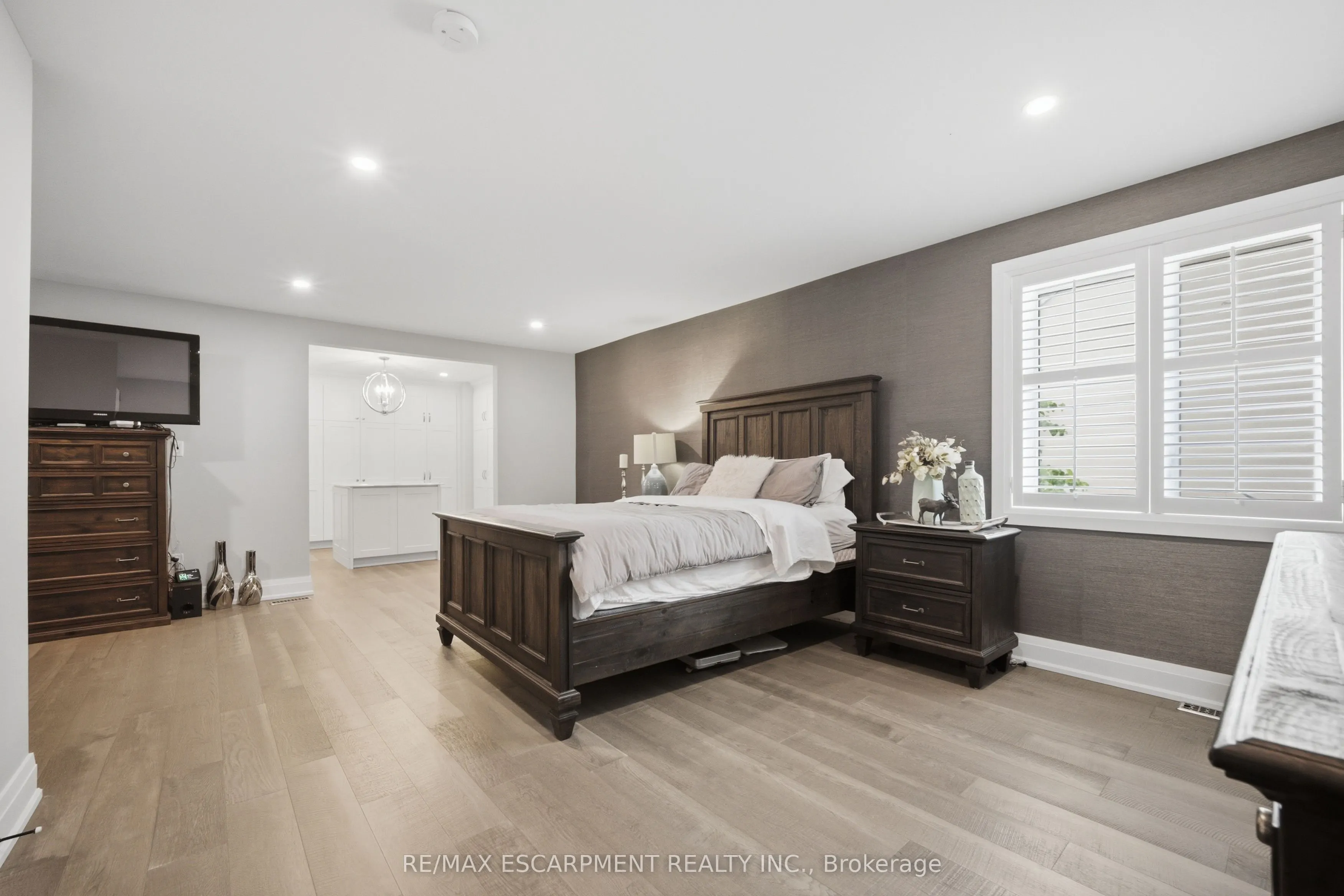 81 Flanders Drive