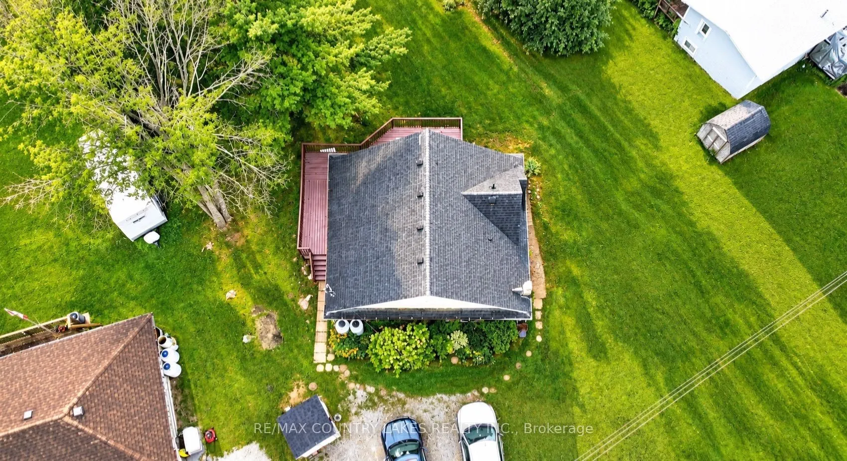 16 Hummingbird Lane