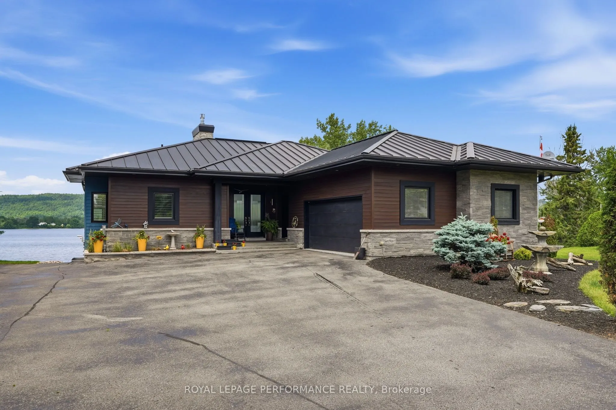 263 Du Domaine Road