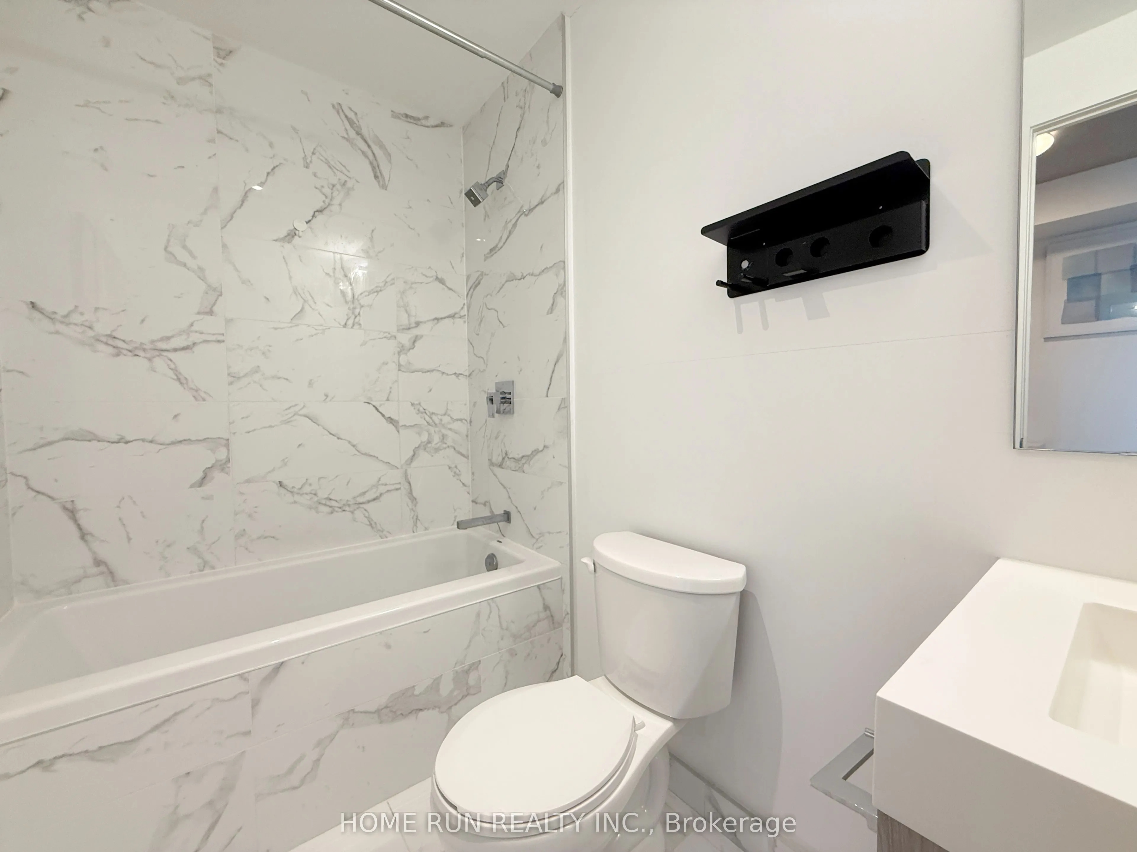 203 CATHERINE Street #1208