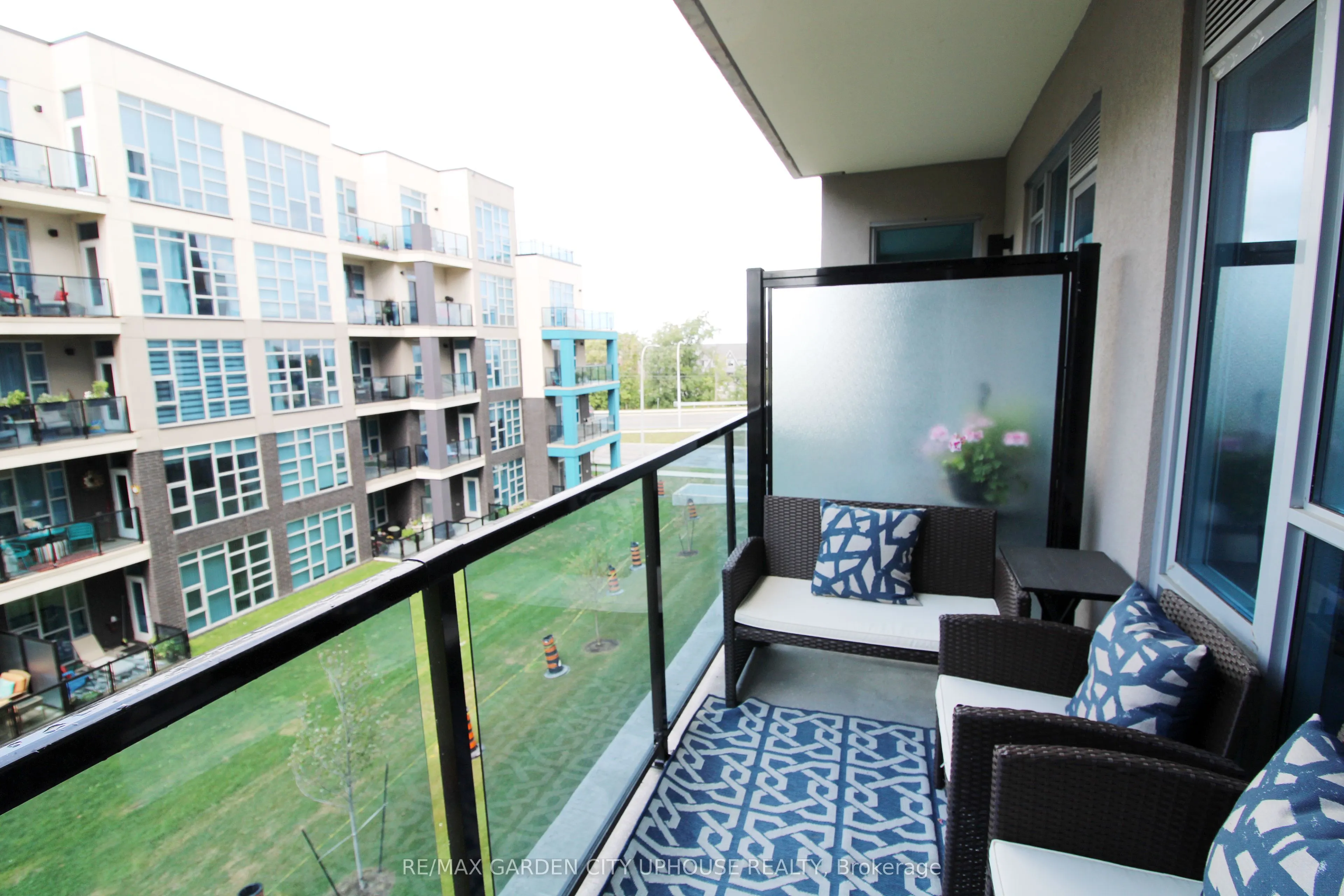 16 CONCORD Place #336