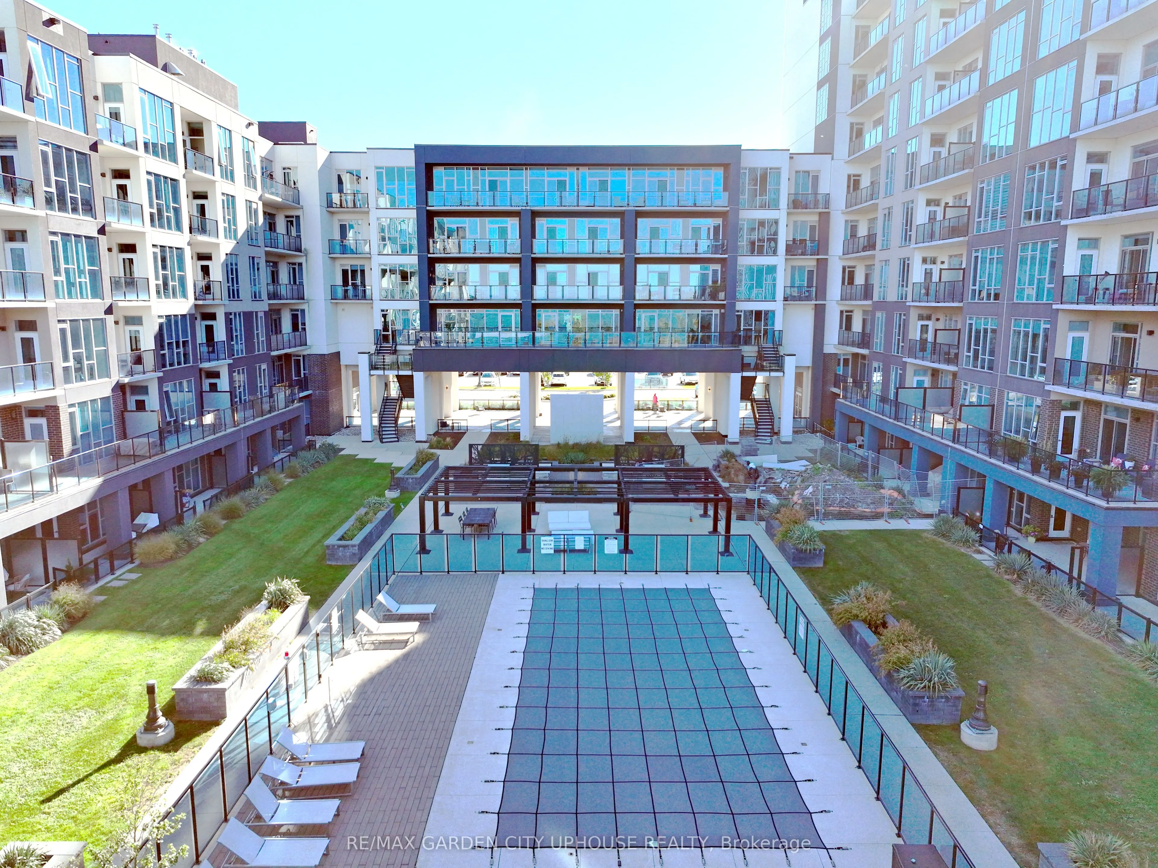 16 CONCORD Place #336