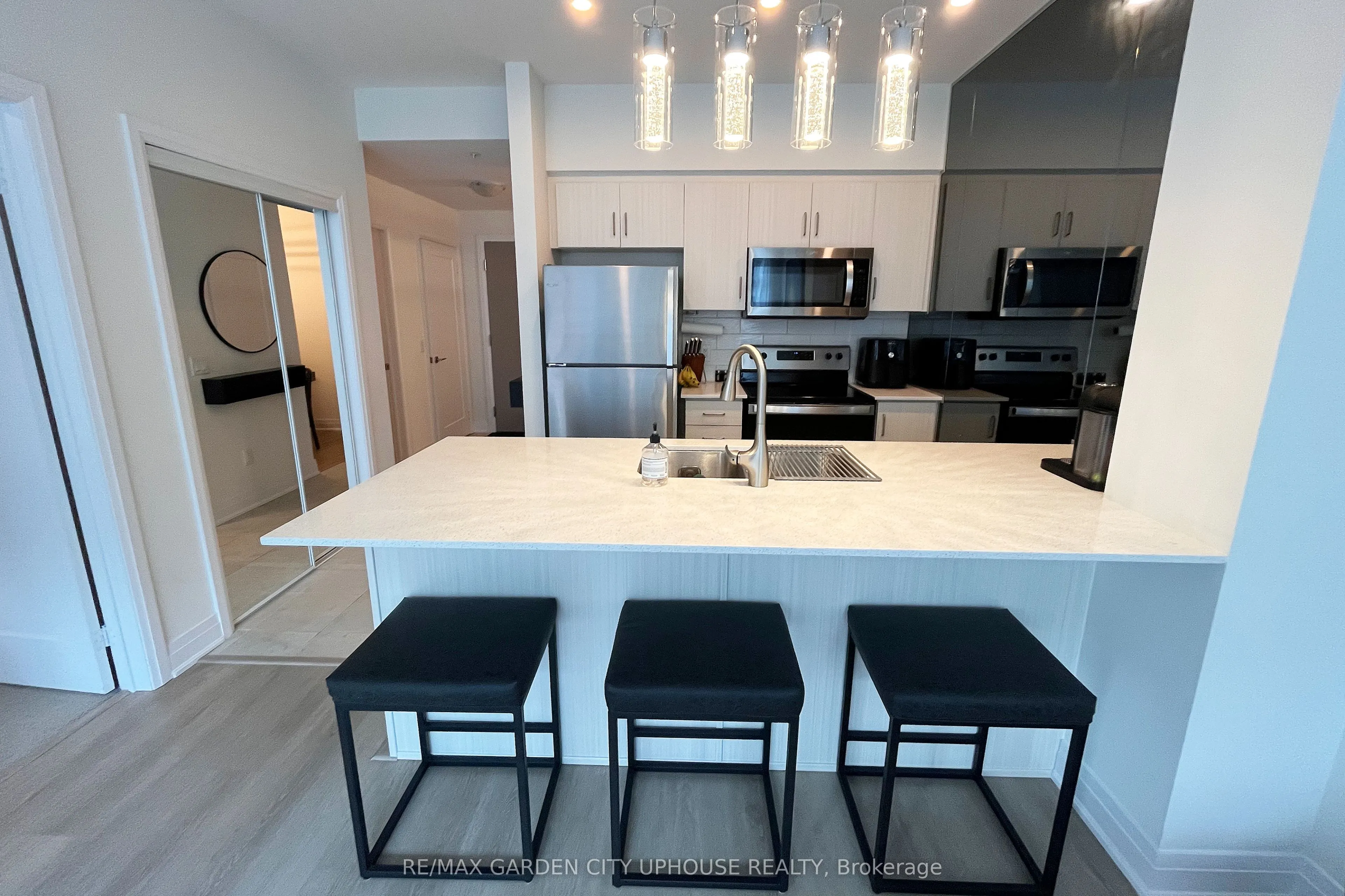 16 CONCORD Place #336