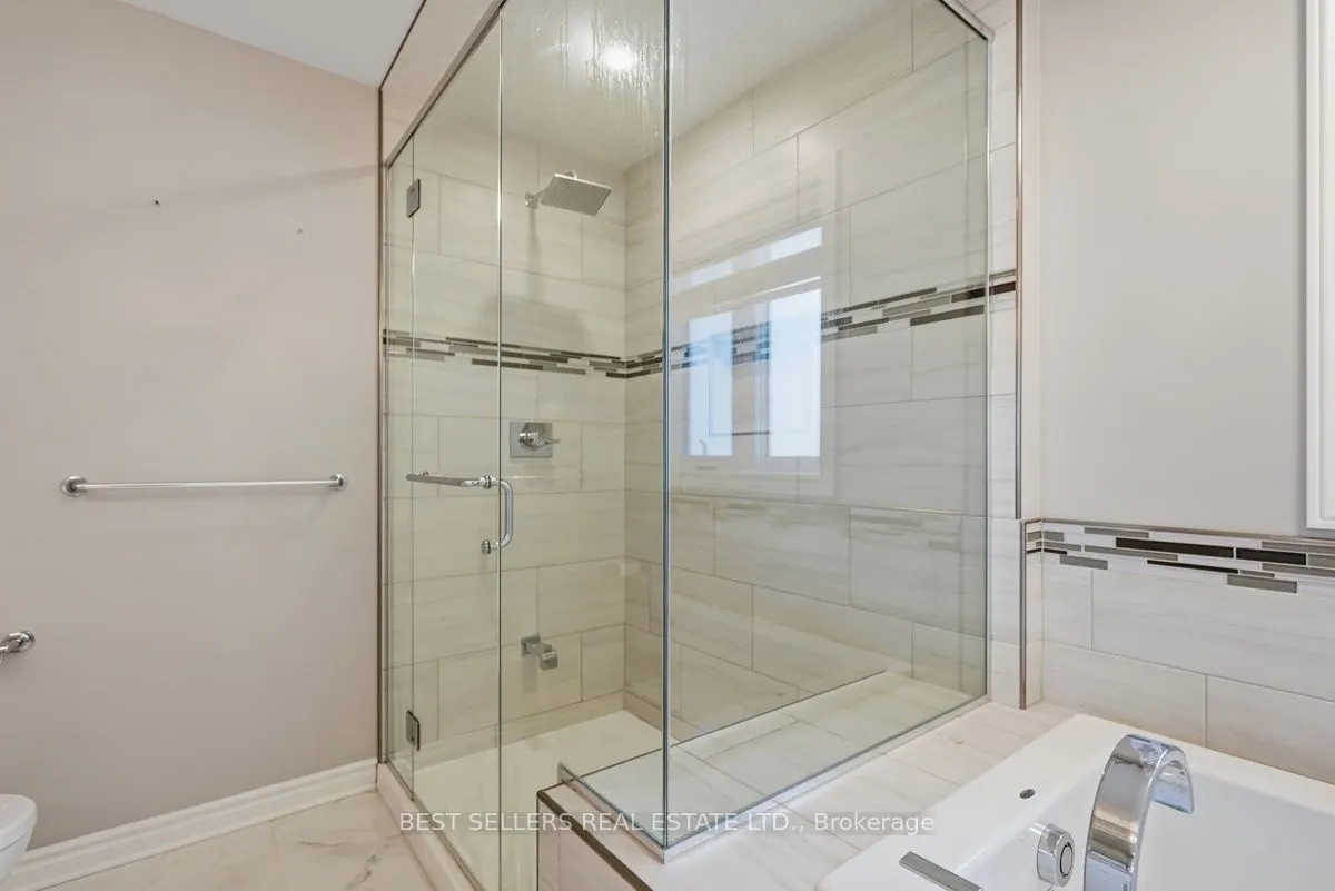 22 Weir Crescent