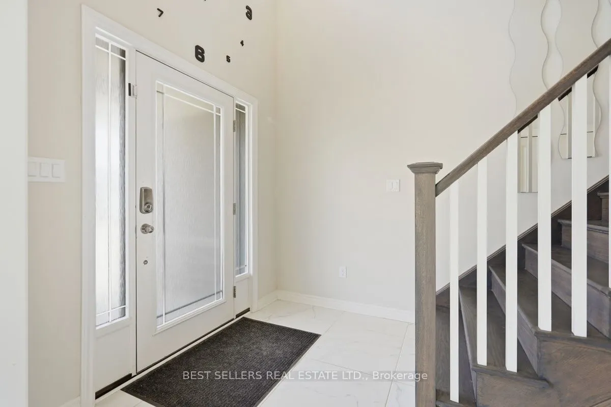 22 Weir Crescent