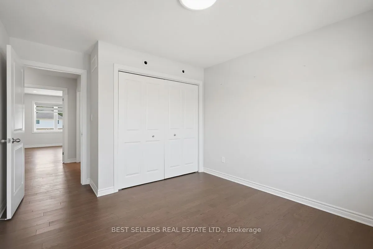 22 Weir Crescent