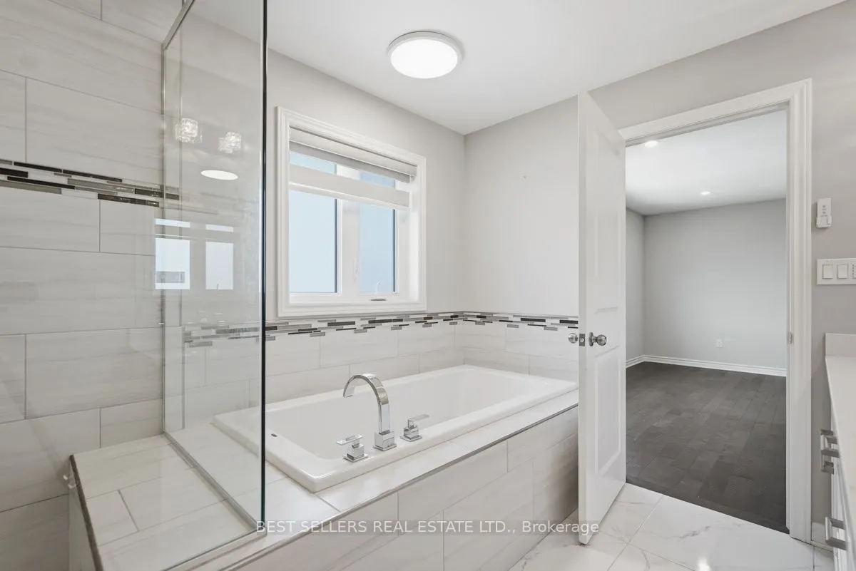22 Weir Crescent